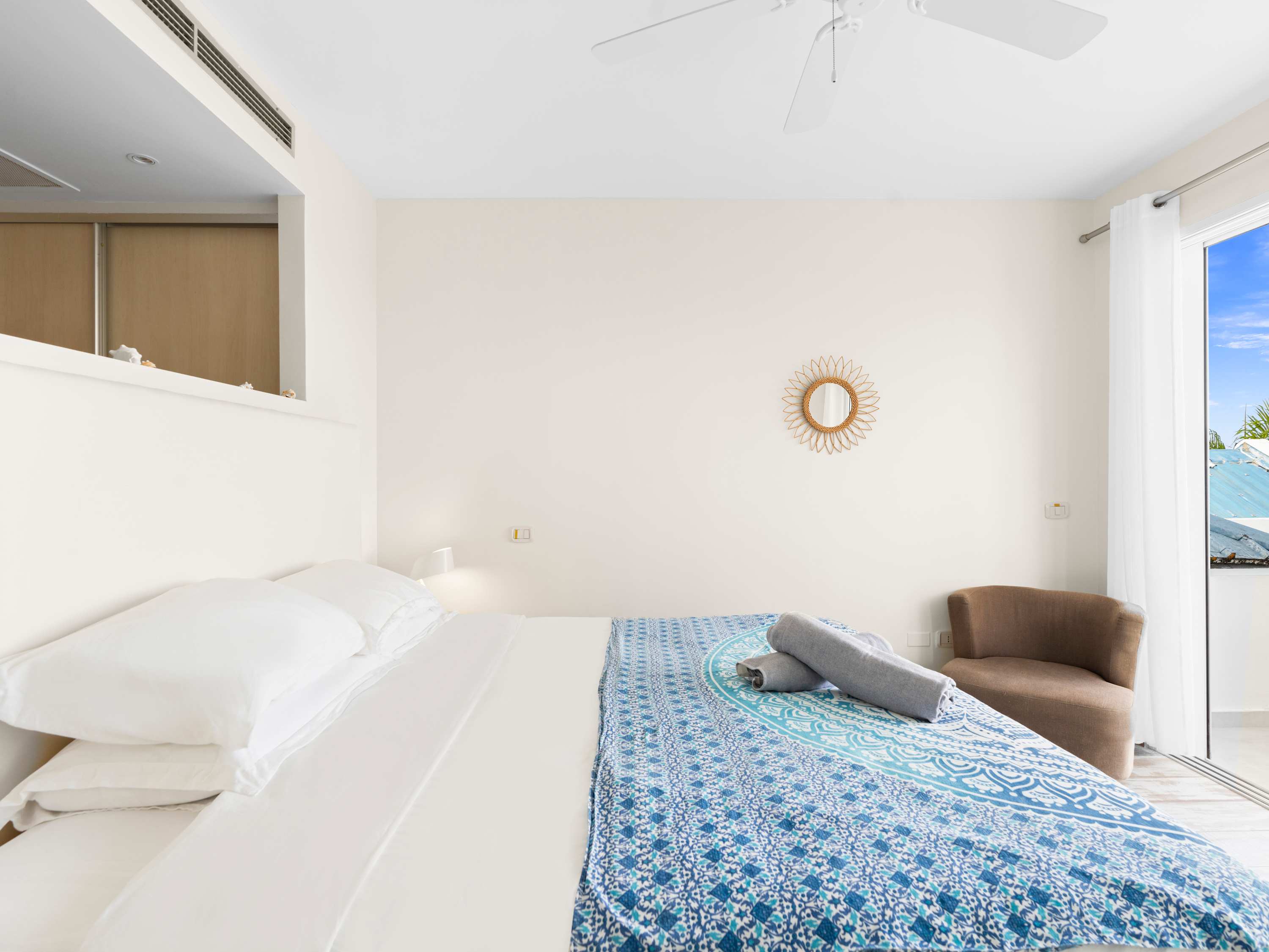 Abracadabra Estate, Beachfront Aqua Marina Villa with Private Pool and Boat Slip - Photo 41