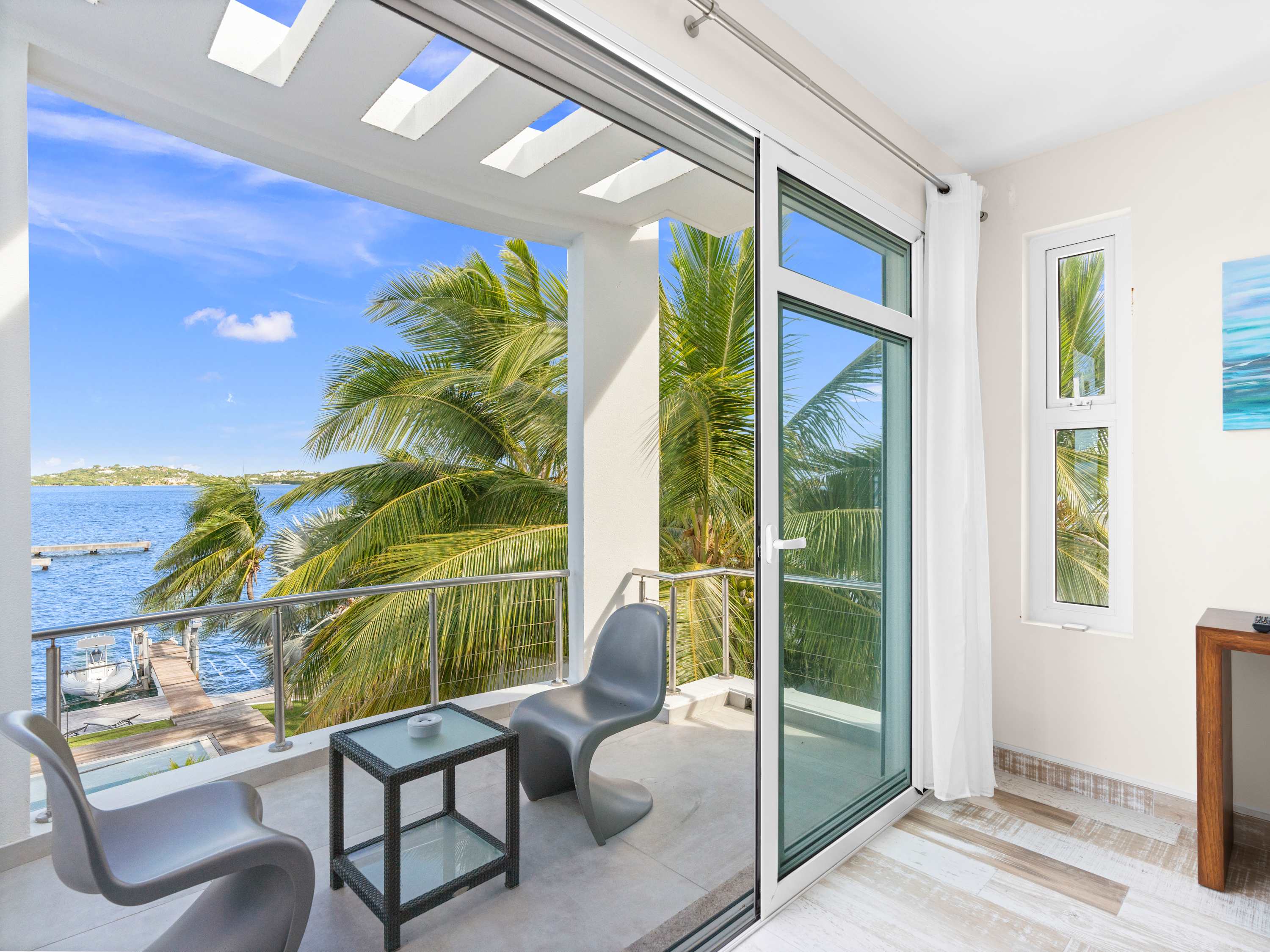 Abracadabra Estate, Beachfront Aqua Marina Villa with Private Pool and Boat Slip - Photo 42