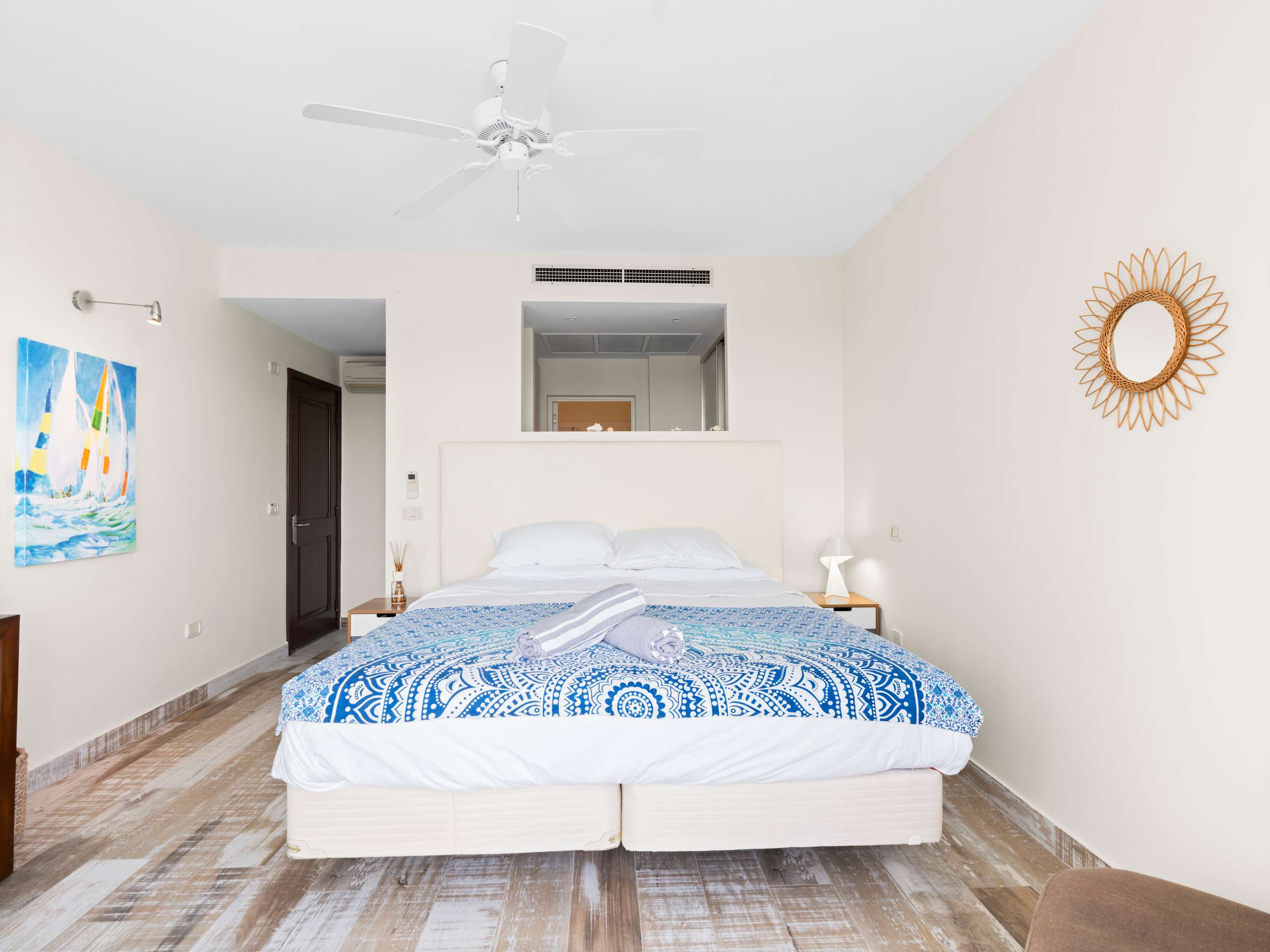 Abracadabra Estate, Beachfront Aqua Marina Villa with Private Pool and Boat Slip - Photo 44