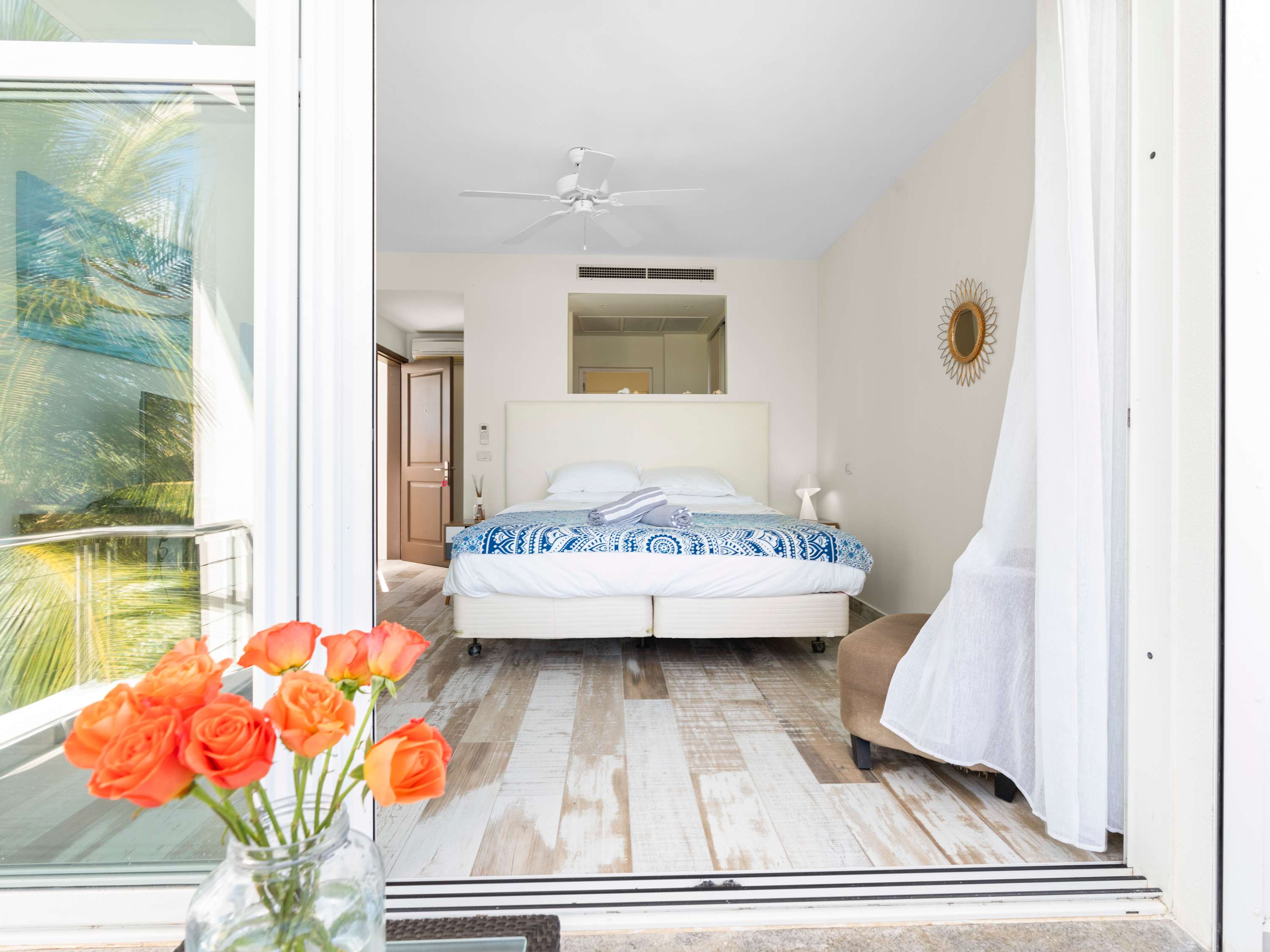 Abracadabra Estate, Beachfront Aqua Marina Villa with Private Pool and Boat Slip - Photo 48