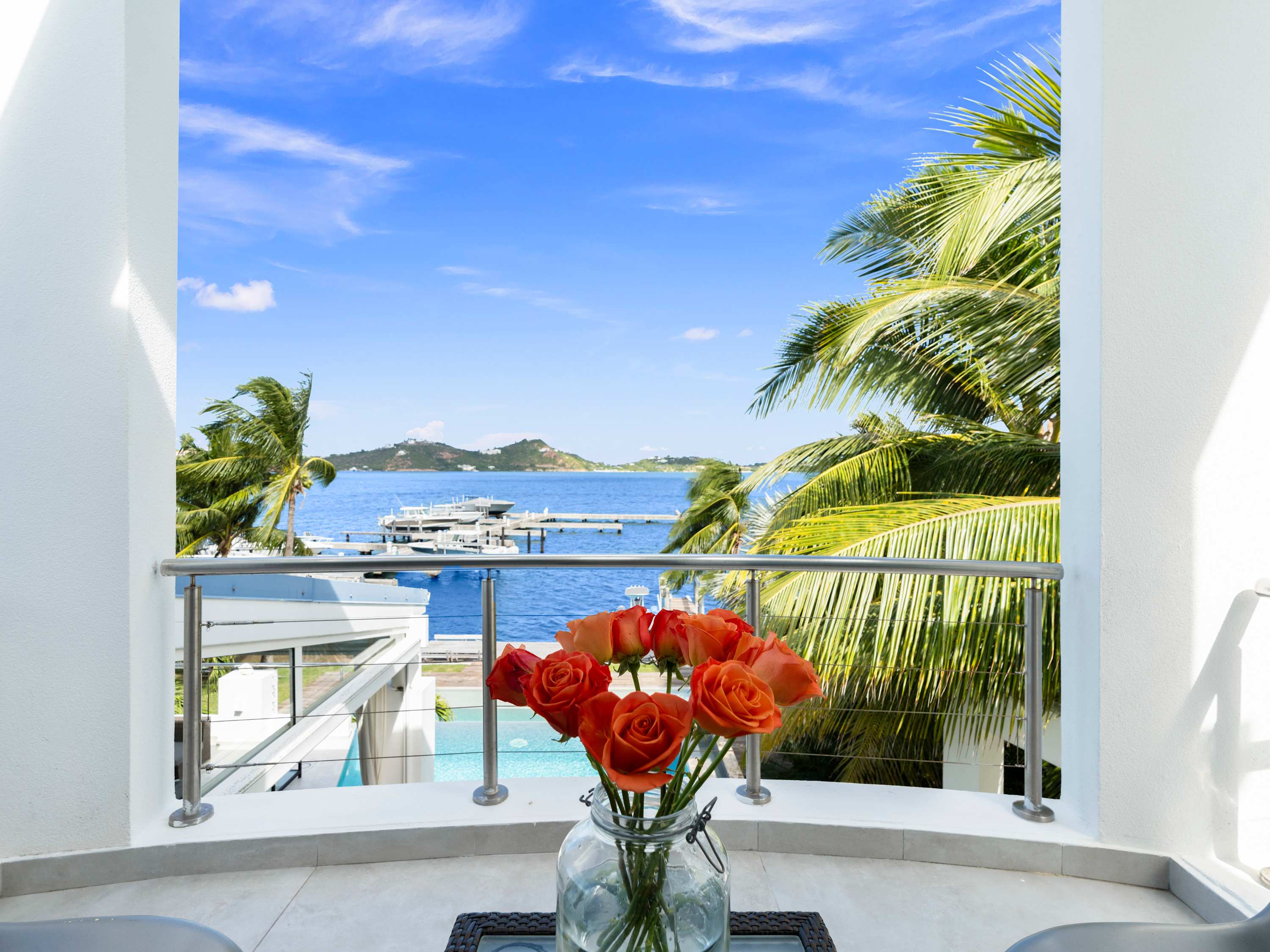Abracadabra Estate, Beachfront Aqua Marina Villa with Private Pool and Boat Slip - Photo 49