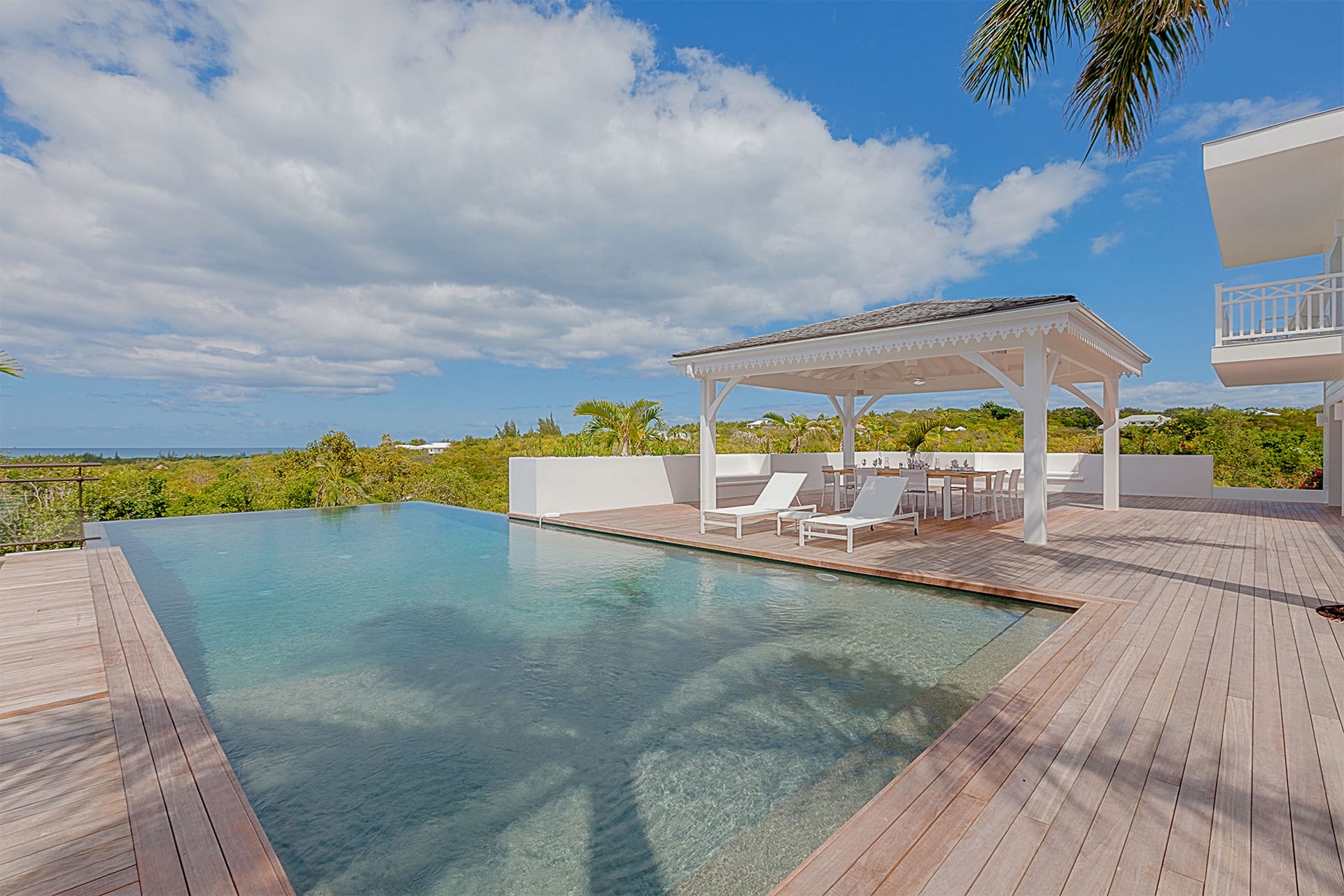 Villa Always, Sunset Views and Contemporary Calm in Terres Basses - Photo 10