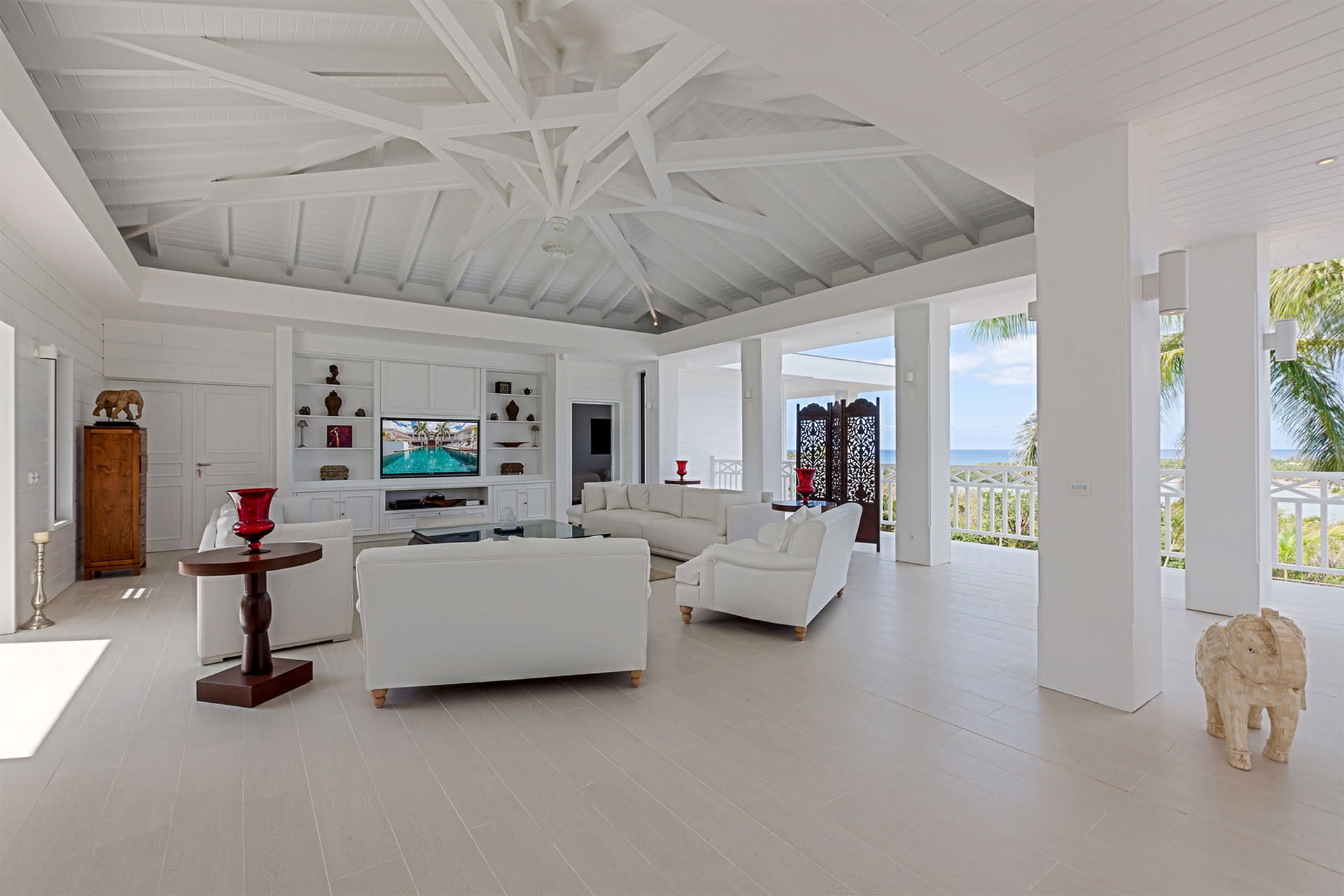 Villa Always, Sunset Views and Contemporary Calm in Terres Basses - Photo 18
