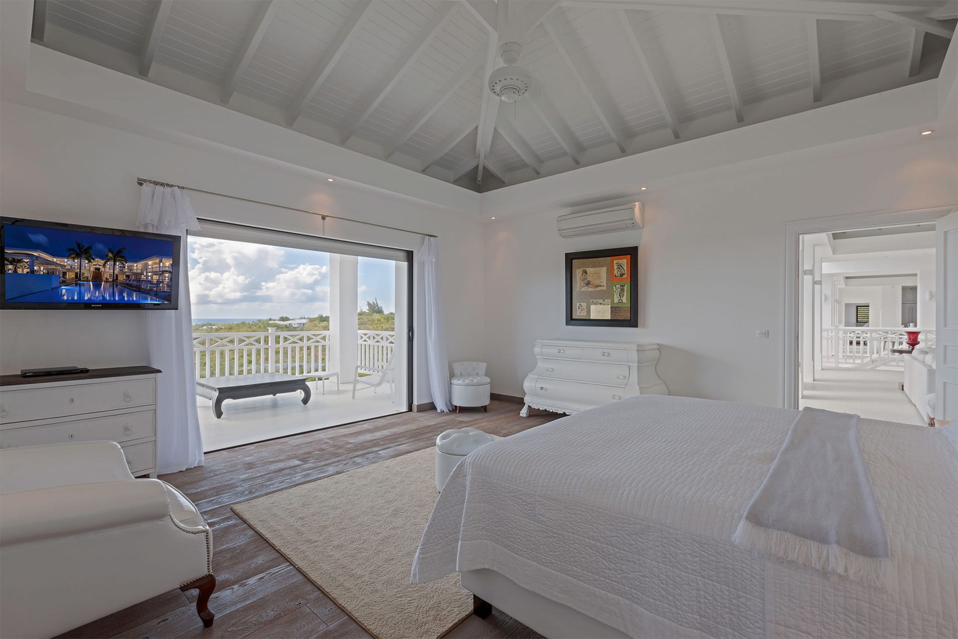 Villa Always, Sunset Views and Contemporary Calm in Terres Basses - Photo 25