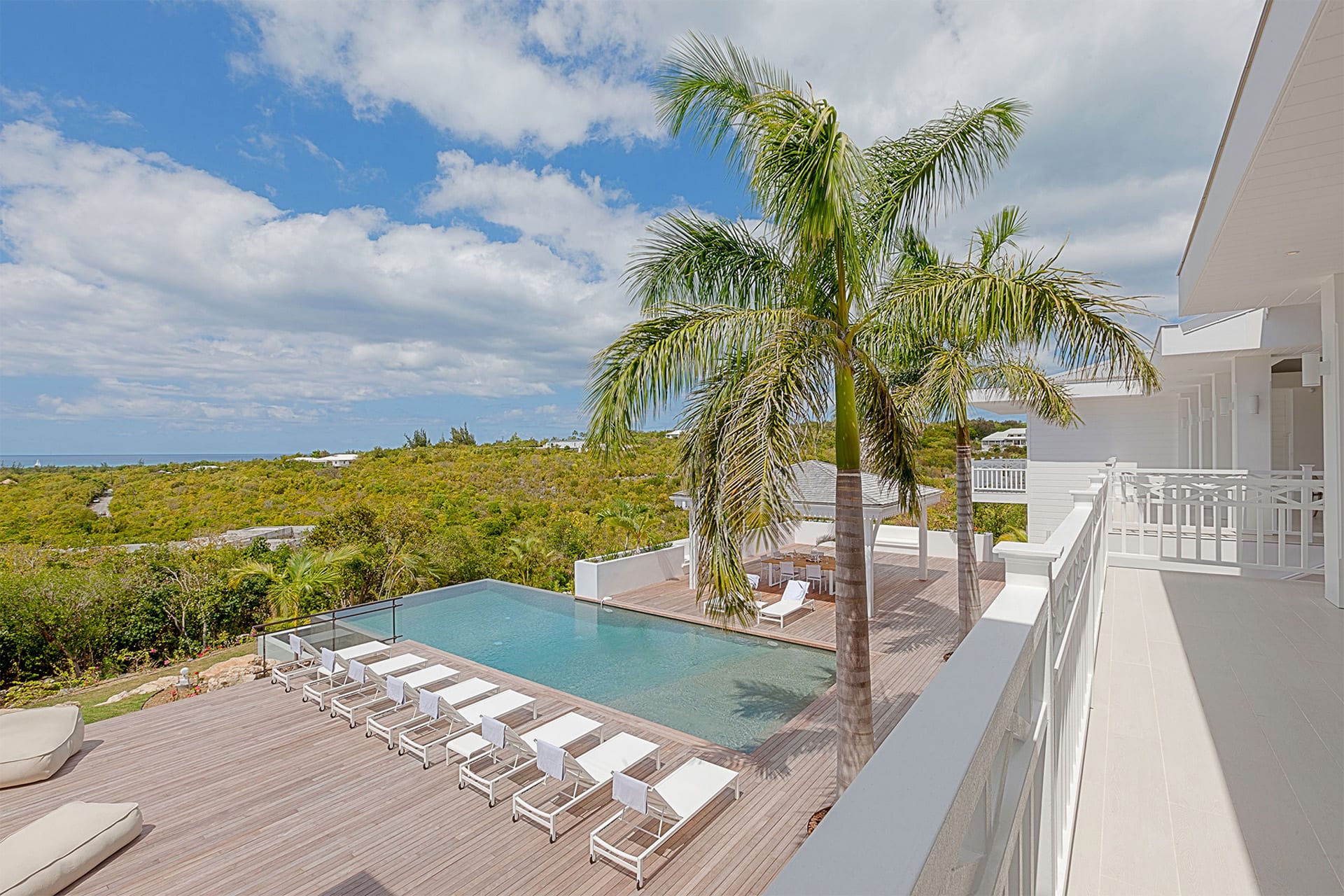 Villa Always, Sunset Views and Contemporary Calm in Terres Basses - Photo 26