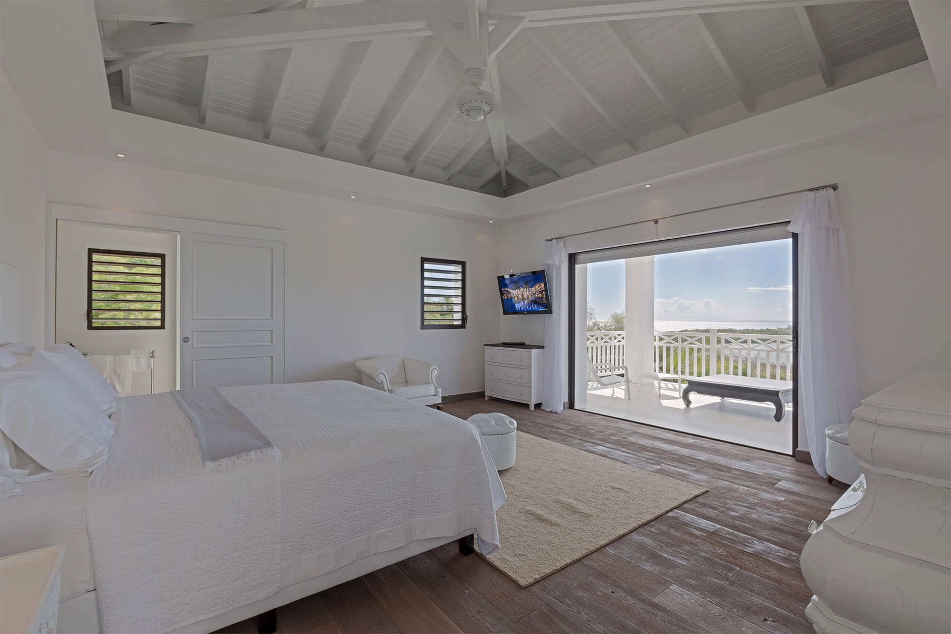 Villa Always, Sunset Views and Contemporary Calm in Terres Basses - Photo 27