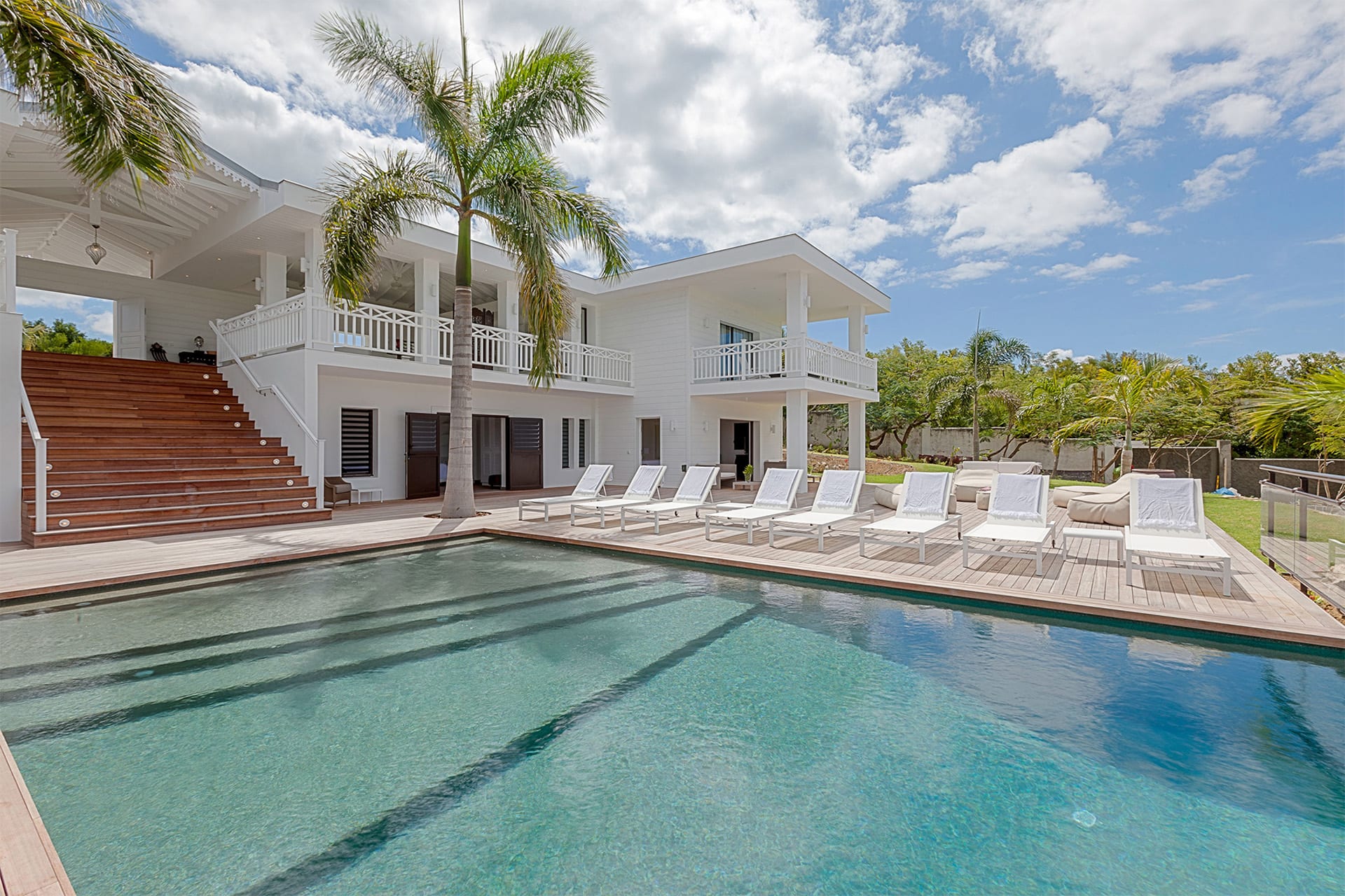 Villa Always, Sunset Views and Contemporary Calm in Terres Basses Gallery 2