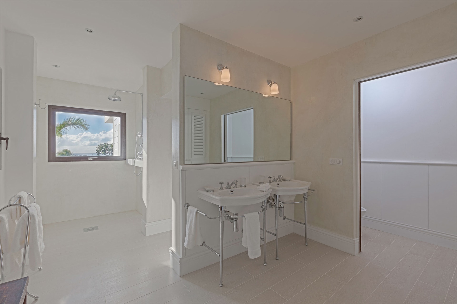 Villa Always, Sunset Views and Contemporary Calm in Terres Basses - Photo 32