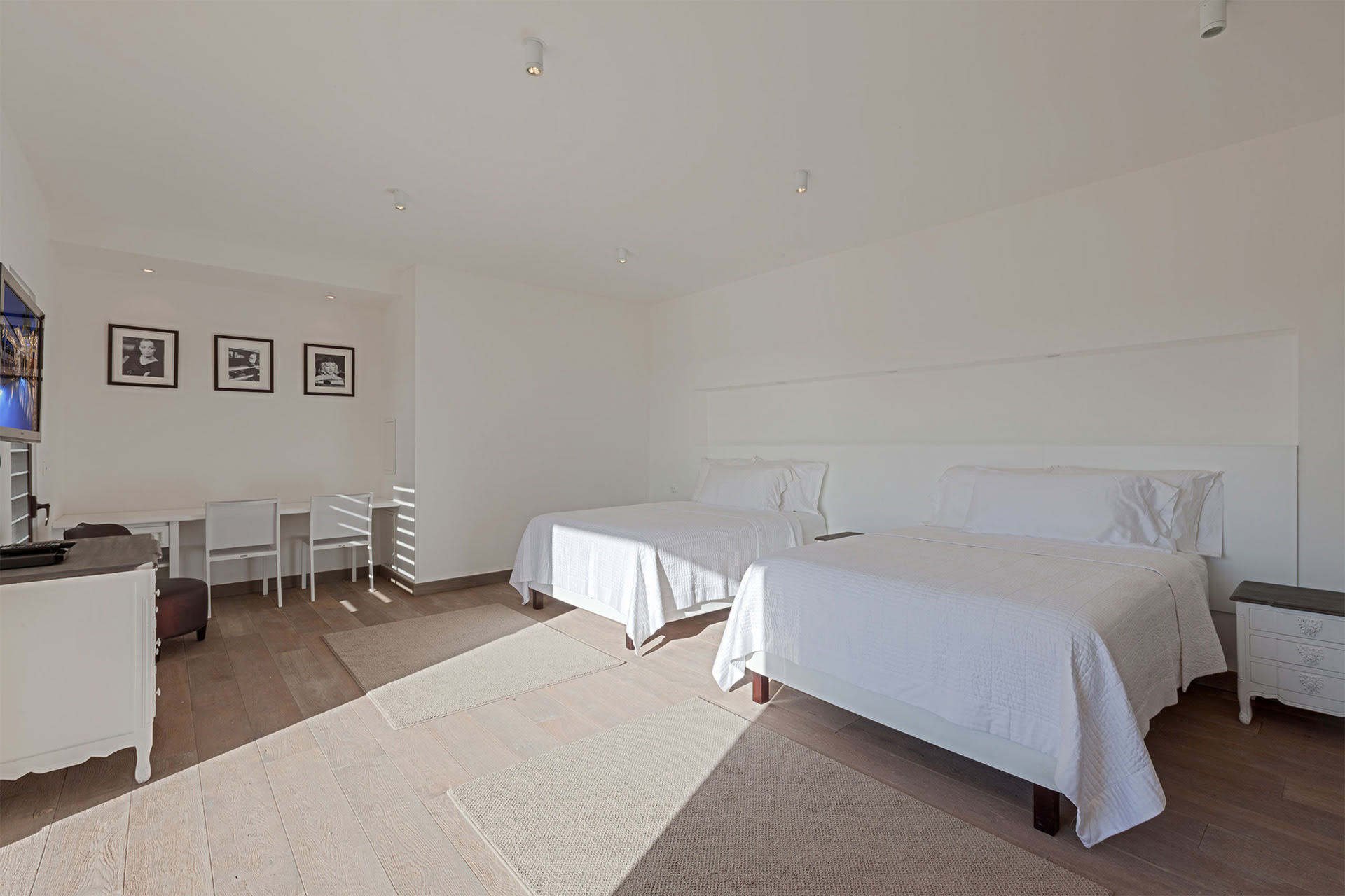 Villa Always, Sunset Views and Contemporary Calm in Terres Basses - Photo 33