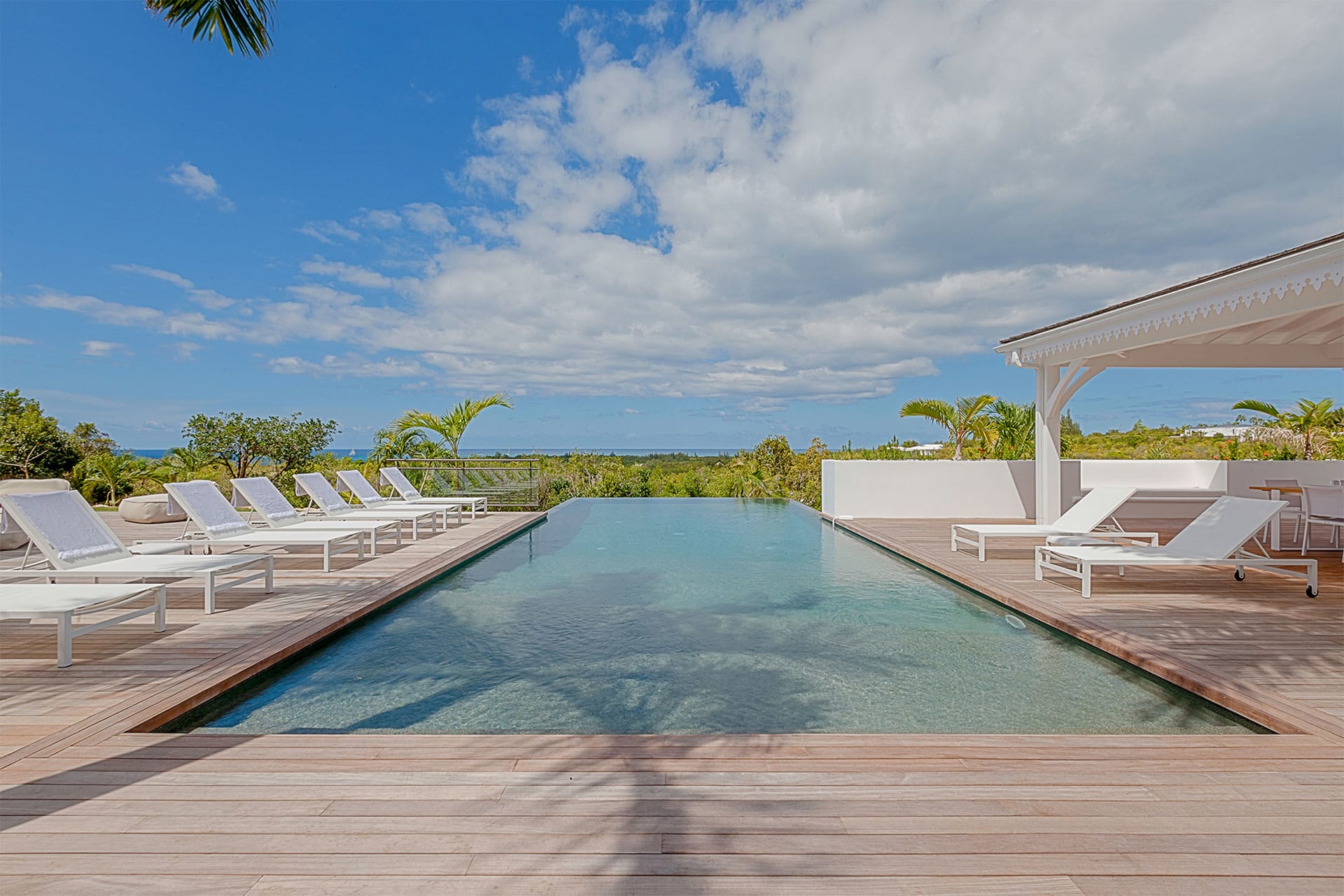 Villa Always, Sunset Views and Contemporary Calm in Terres Basses Gallery 3