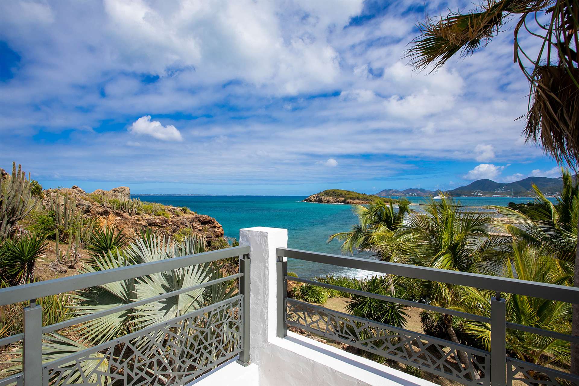 Villa Amethyst, Cliffside Calm on Pointe du Bluffe - Photo 25