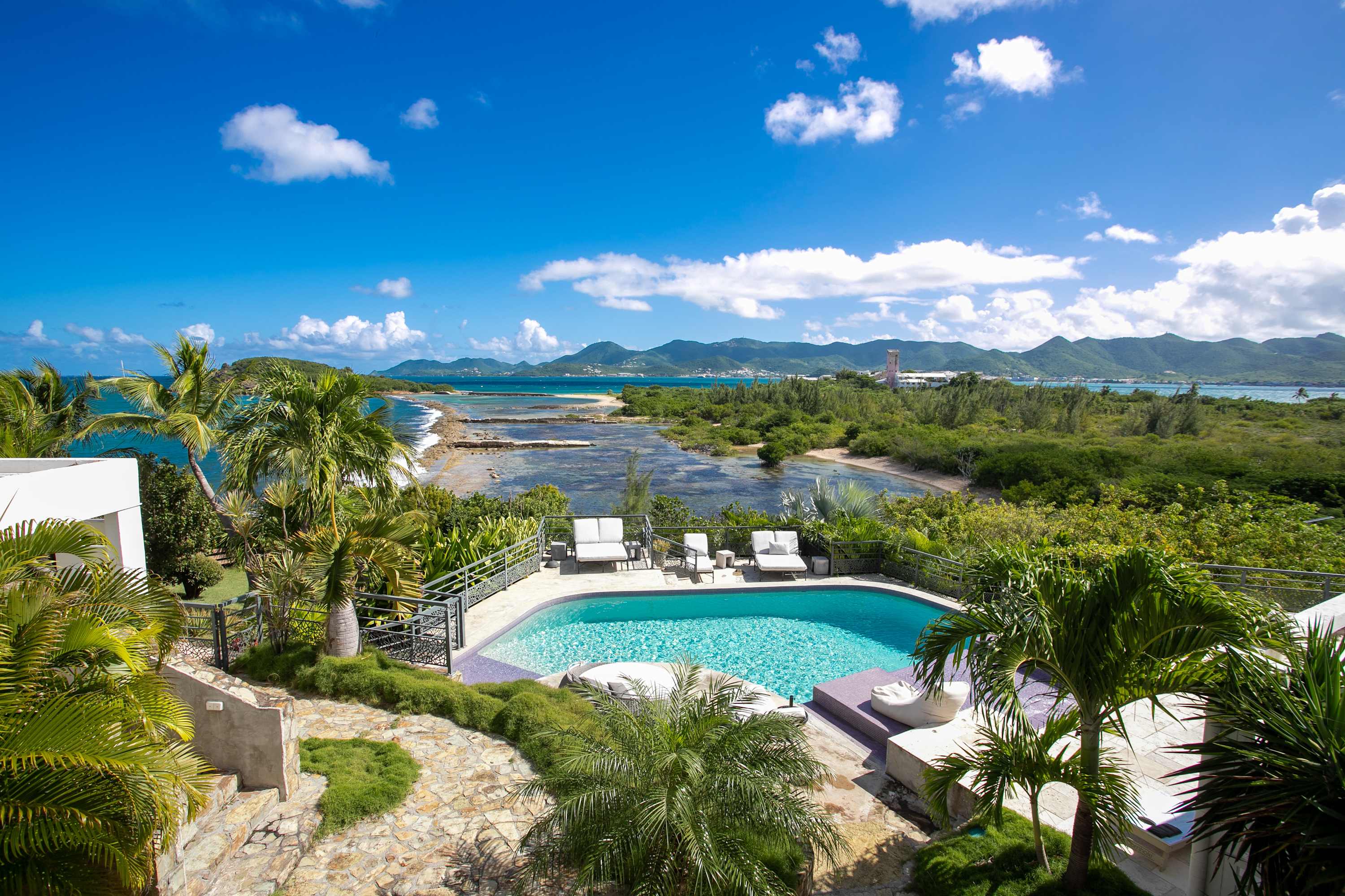 Villa Amethyst, Cliffside Calm on Pointe du Bluffe - Photo 7