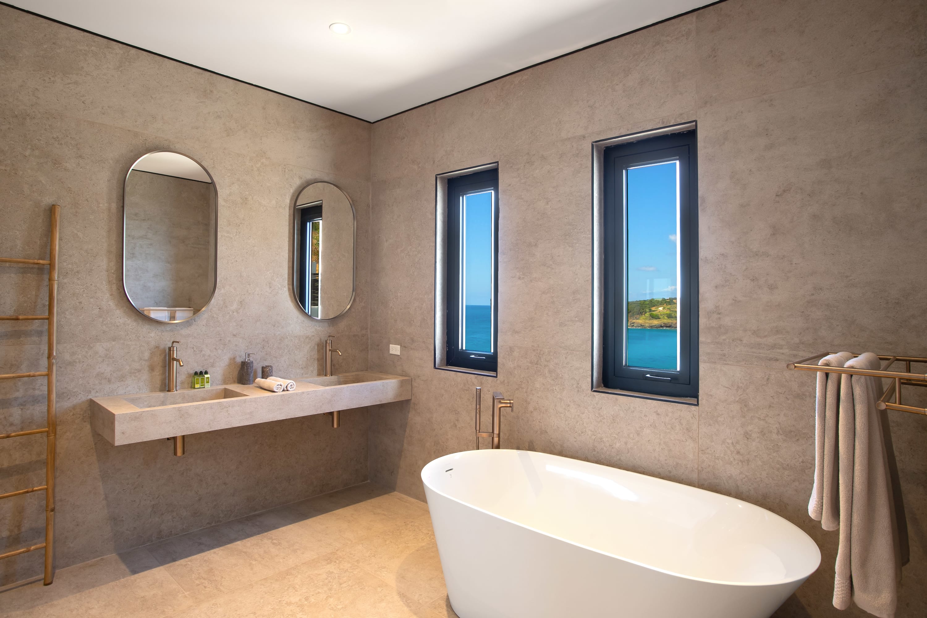 Villa Aqua Vista, a Six Bedroom Beachfront Villa in Indigo Bay - Photo 19