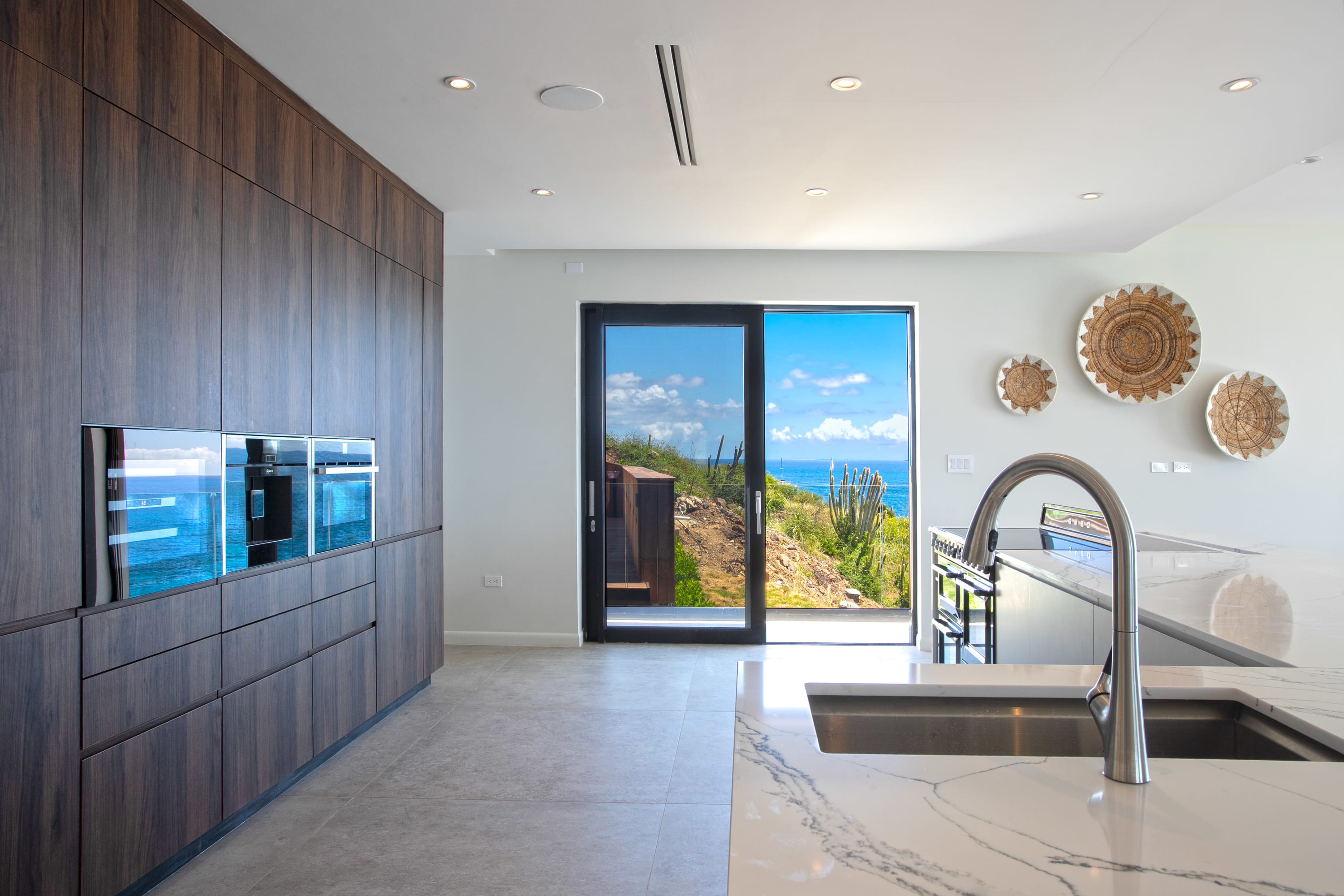 Villa Aqua Vista, a Six Bedroom Beachfront Villa in Indigo Bay - Photo 37
