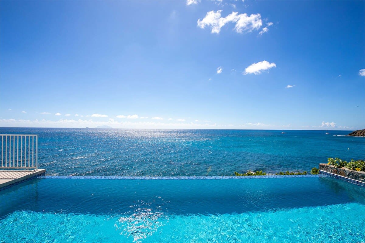 Villa Aqua, a Sleek Four-Bedroom Indigo Bay Villa with Private Pool and Saba Views Gallery 2