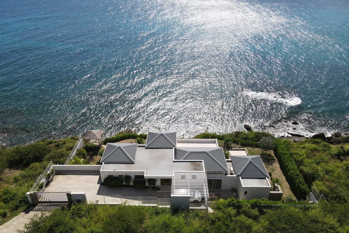 Villa Aqua, a Sleek Four-Bedroom Indigo Bay Villa with Private Pool and Saba Views - Photo 9