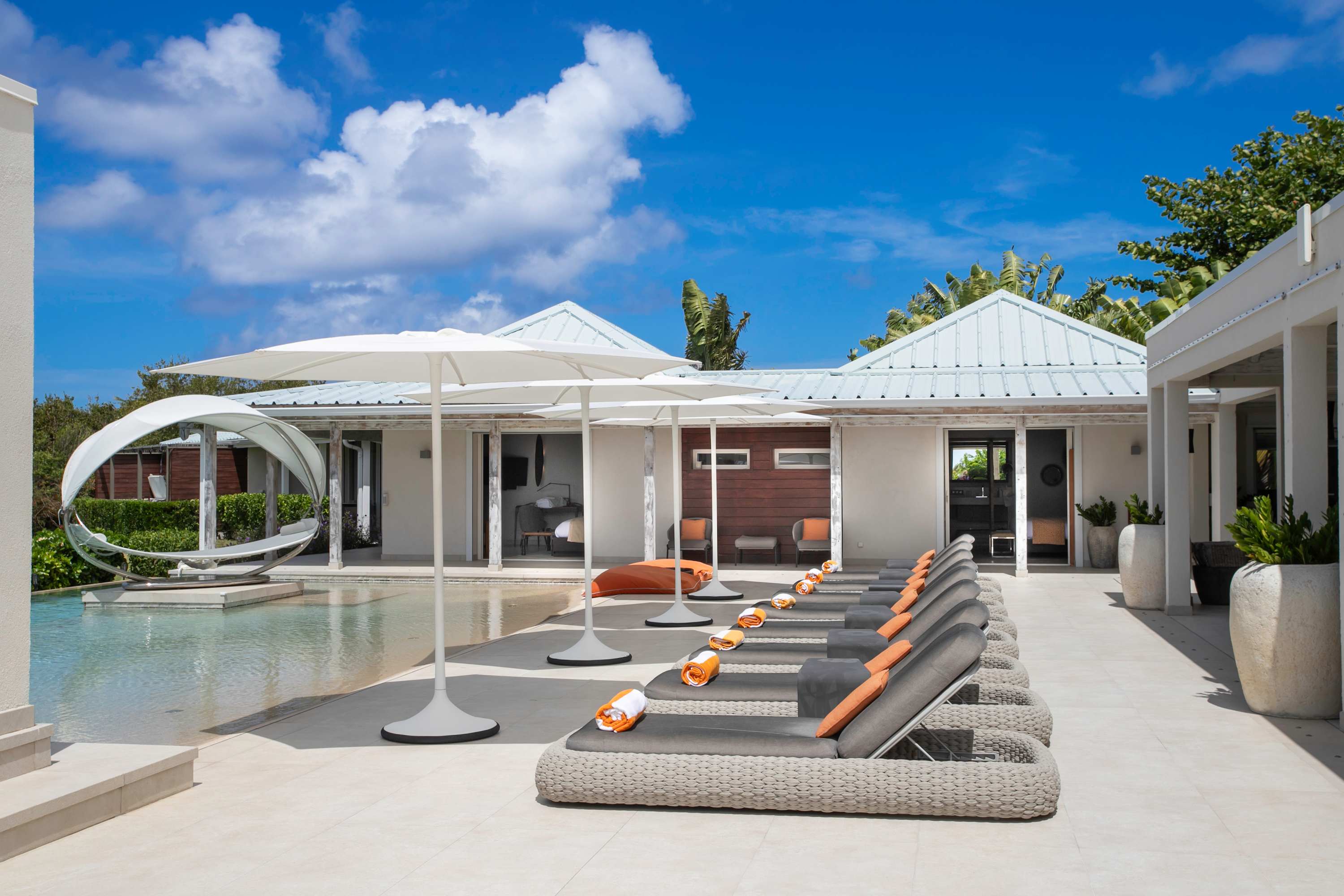 Villa Avanti, Terres Basses Ocean-View Estate with Heated Pool and Cinema Room - Photo 15