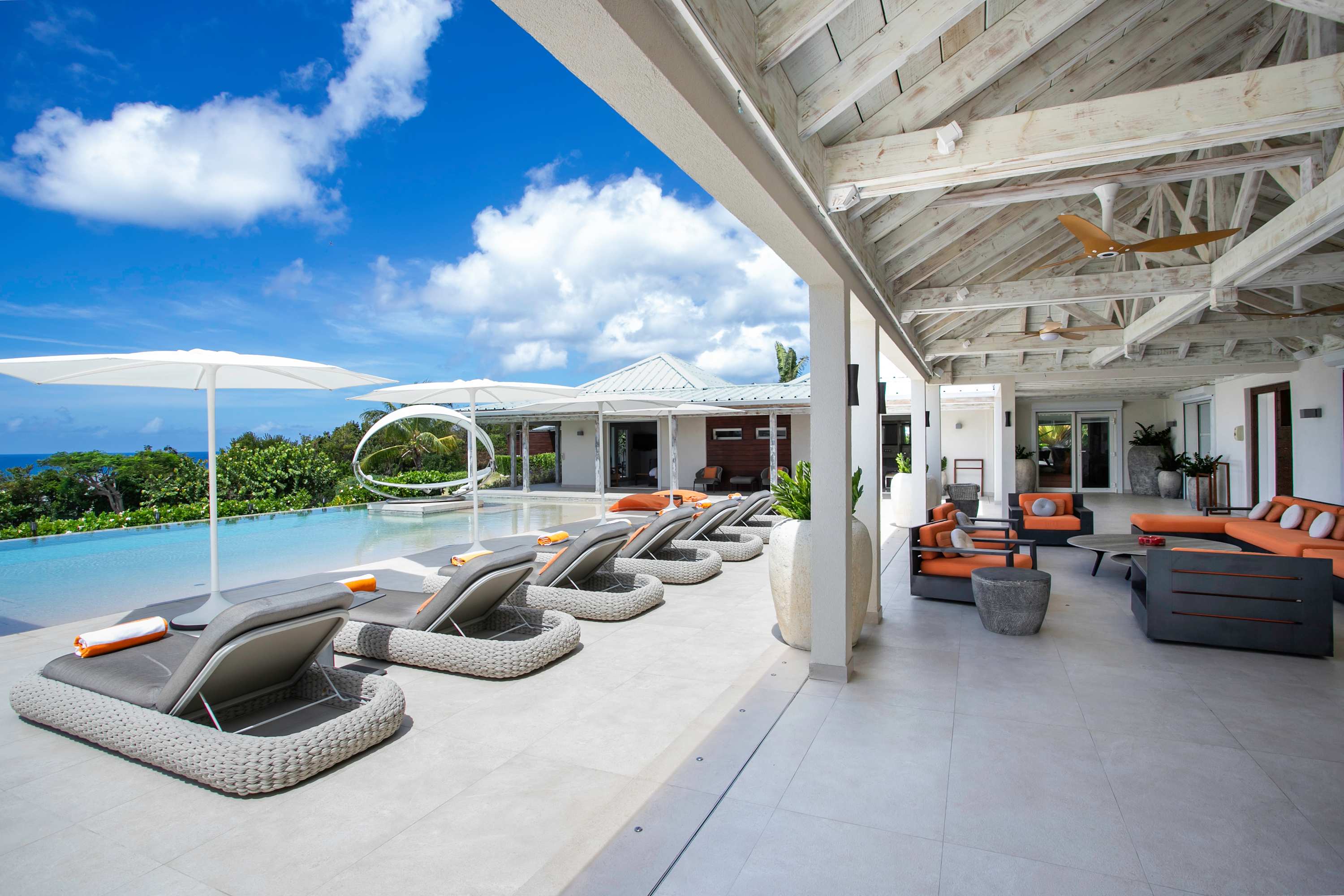 Villa Avanti, Terres Basses Ocean-View Estate with Heated Pool and Cinema Room - Photo 16
