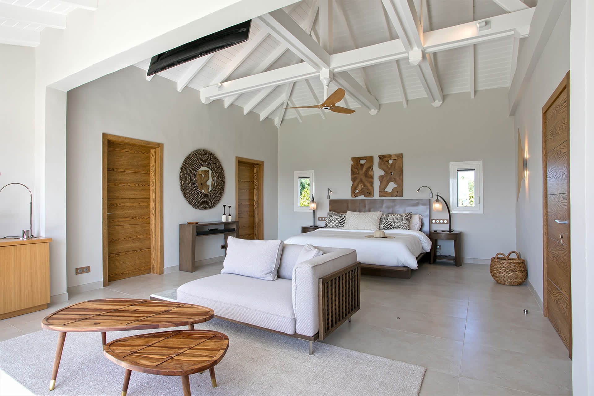 Villa Avanti, Terres Basses Ocean-View Estate with Heated Pool and Cinema Room - Photo 25