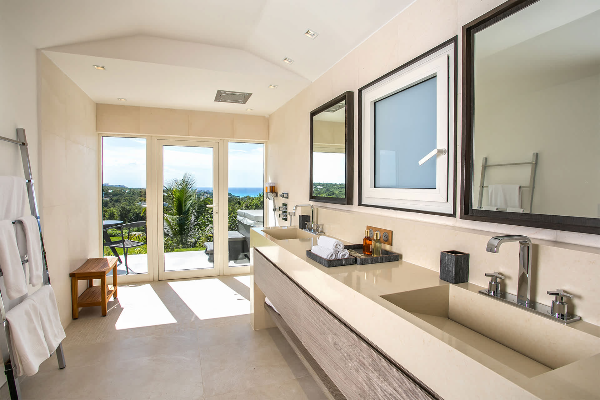 Villa Avanti, Terres Basses Ocean-View Estate with Heated Pool and Cinema Room - Photo 27