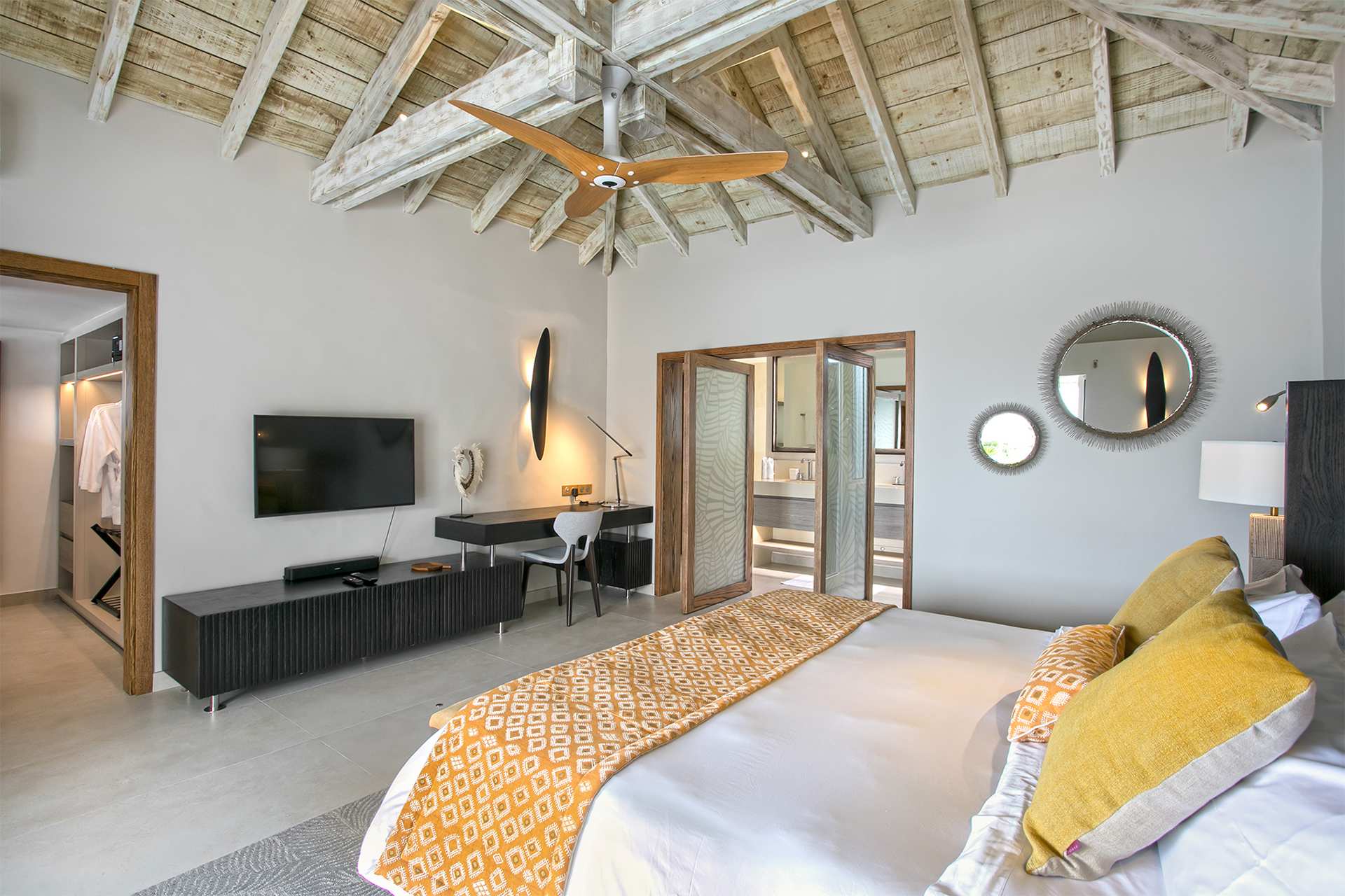 Villa Avanti, Terres Basses Ocean-View Estate with Heated Pool and Cinema Room - Photo 42