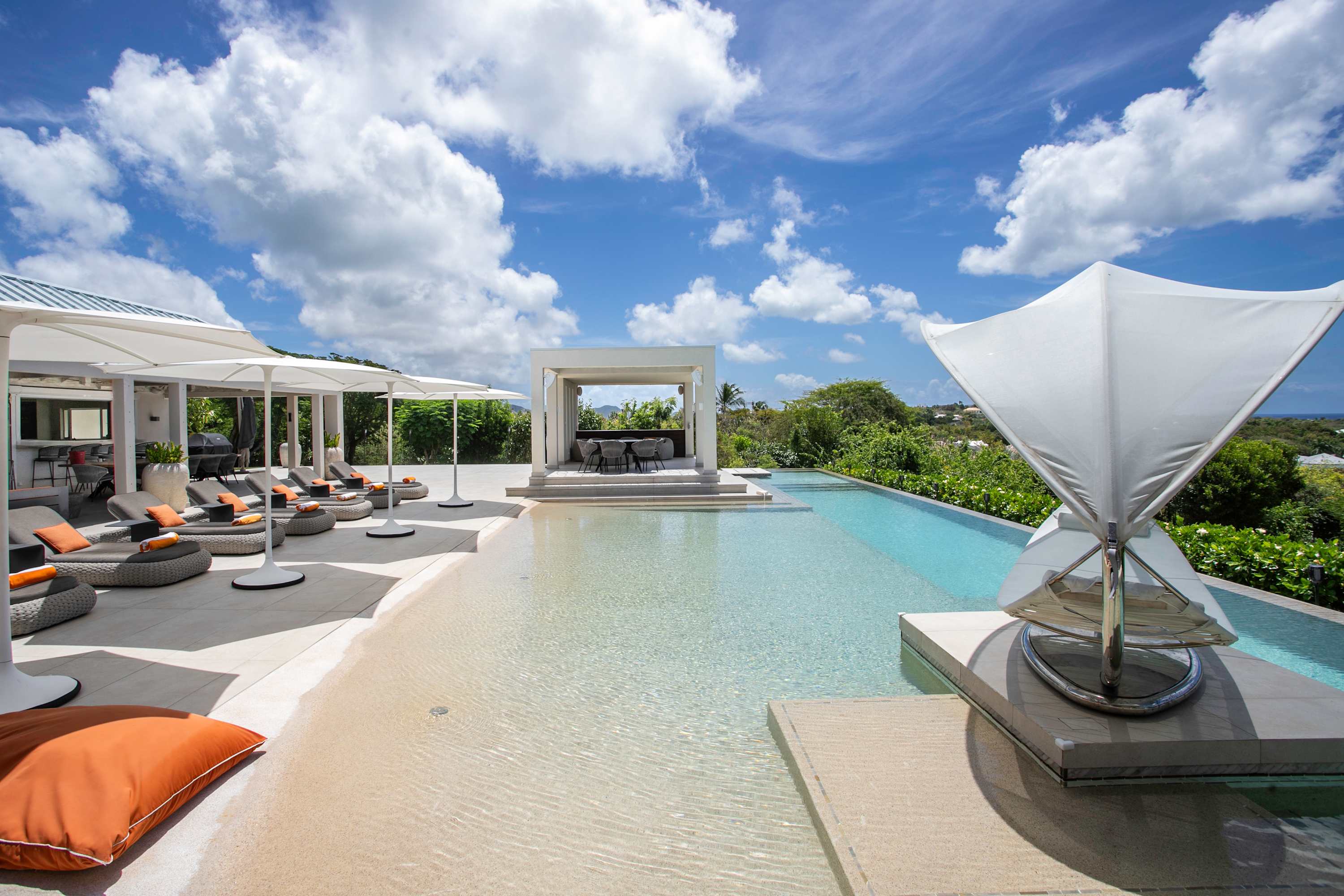Villa Avanti, Terres Basses Ocean-View Estate with Heated Pool and Cinema Room - Photo 5