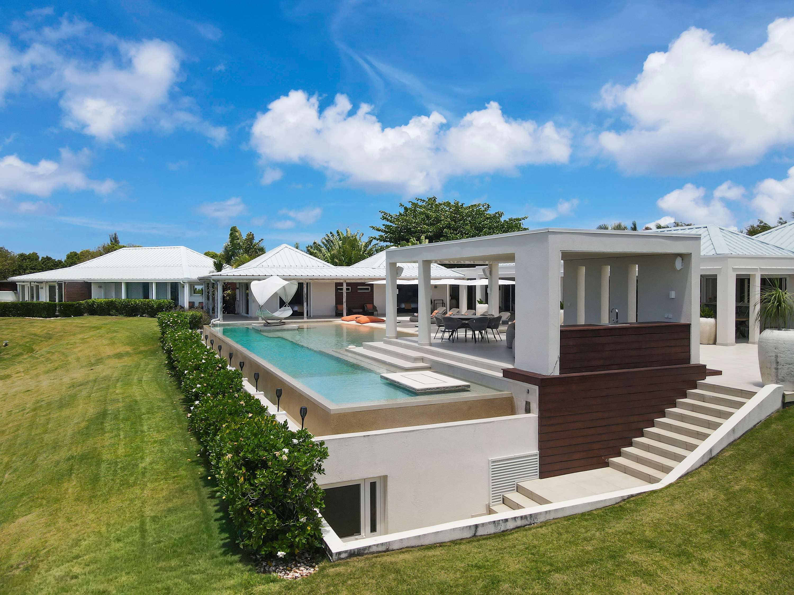 Villa Avanti, Terres Basses Ocean-View Estate with Heated Pool and Cinema Room - Photo 7