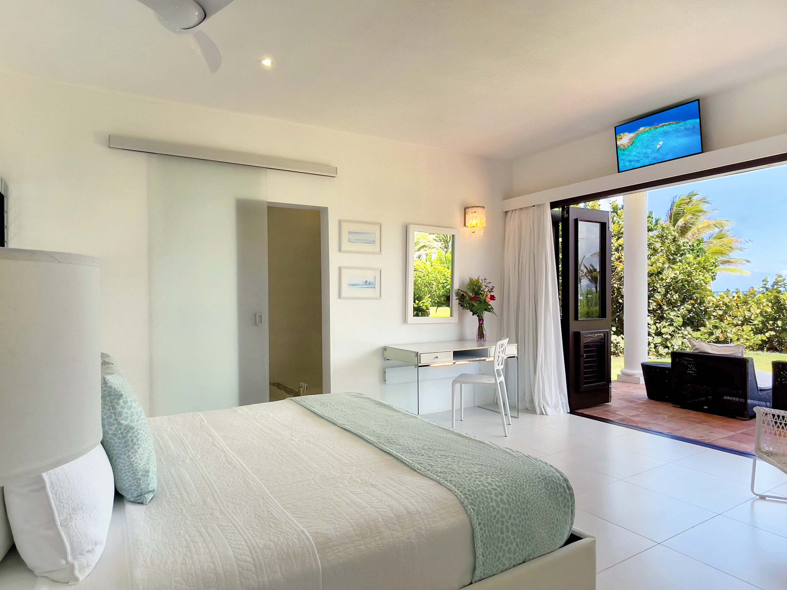 Villa Azure, Little Harbour Anguilla Beachfront Estate with 10 Bedrooms - Photo 20