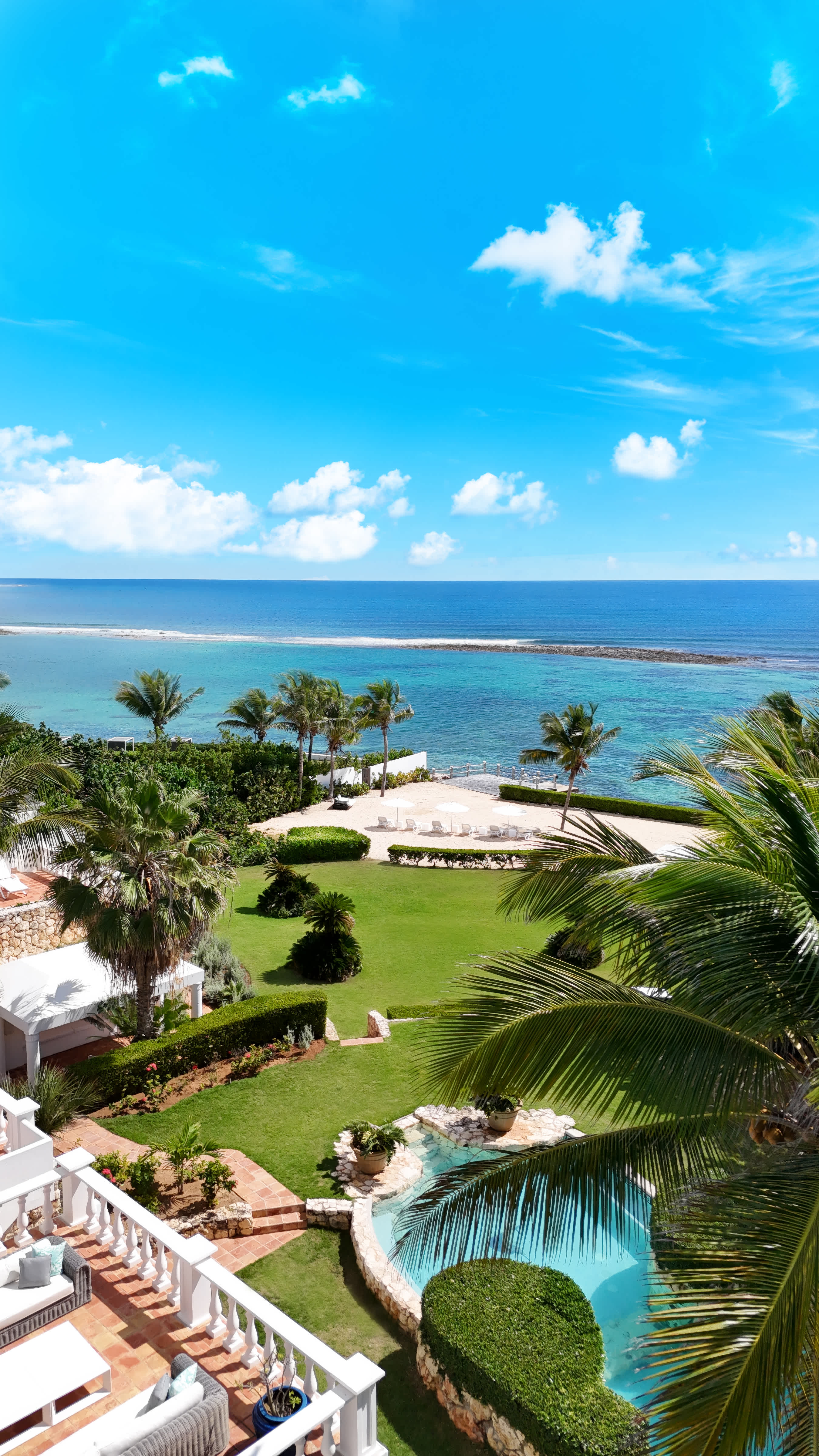 Villa Azure, Little Harbour Anguilla Beachfront Estate with 10 Bedrooms Gallery 3