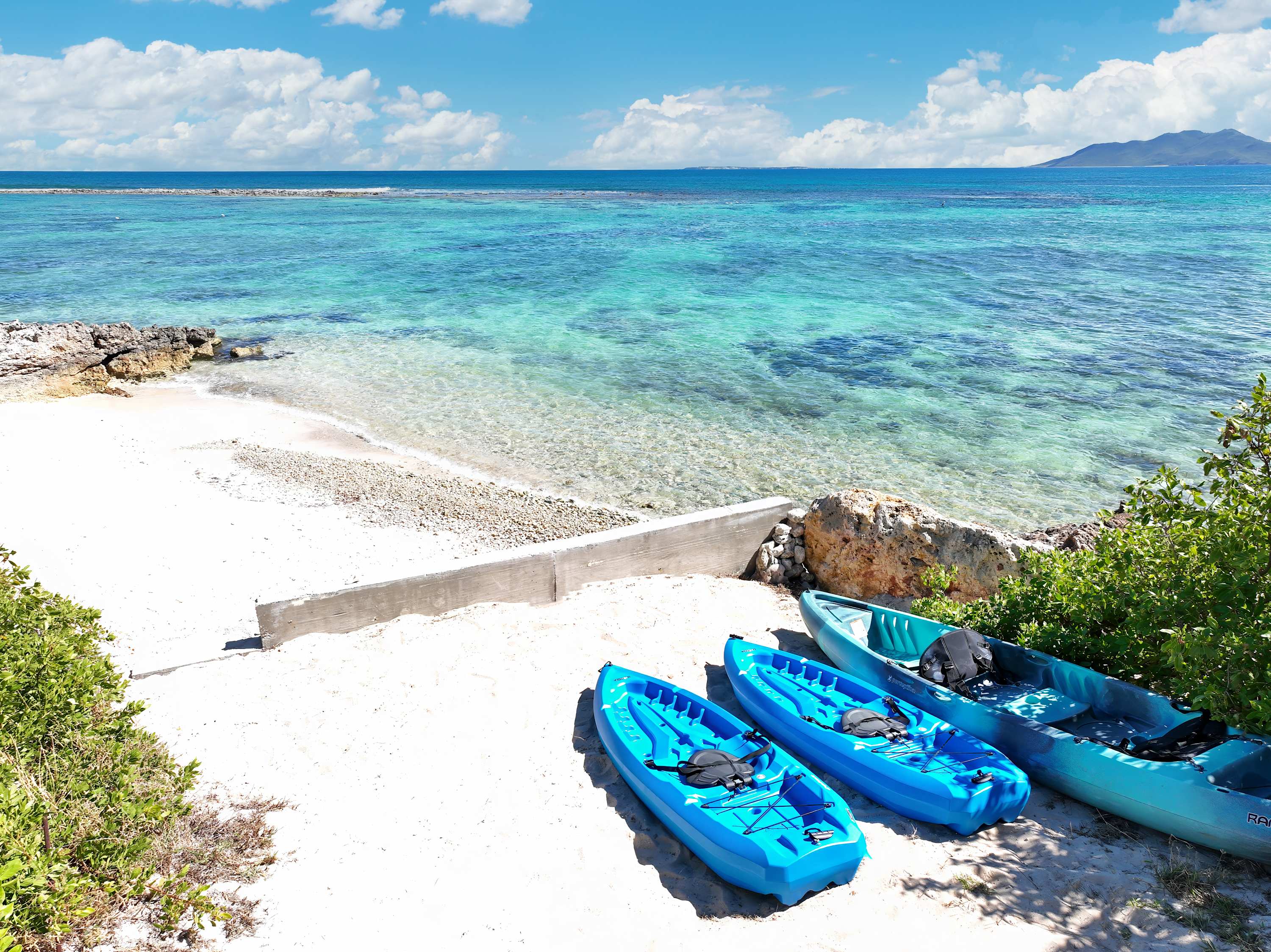 Villa Azure, Little Harbour Anguilla Beachfront Estate with 10 Bedrooms - Photo 9