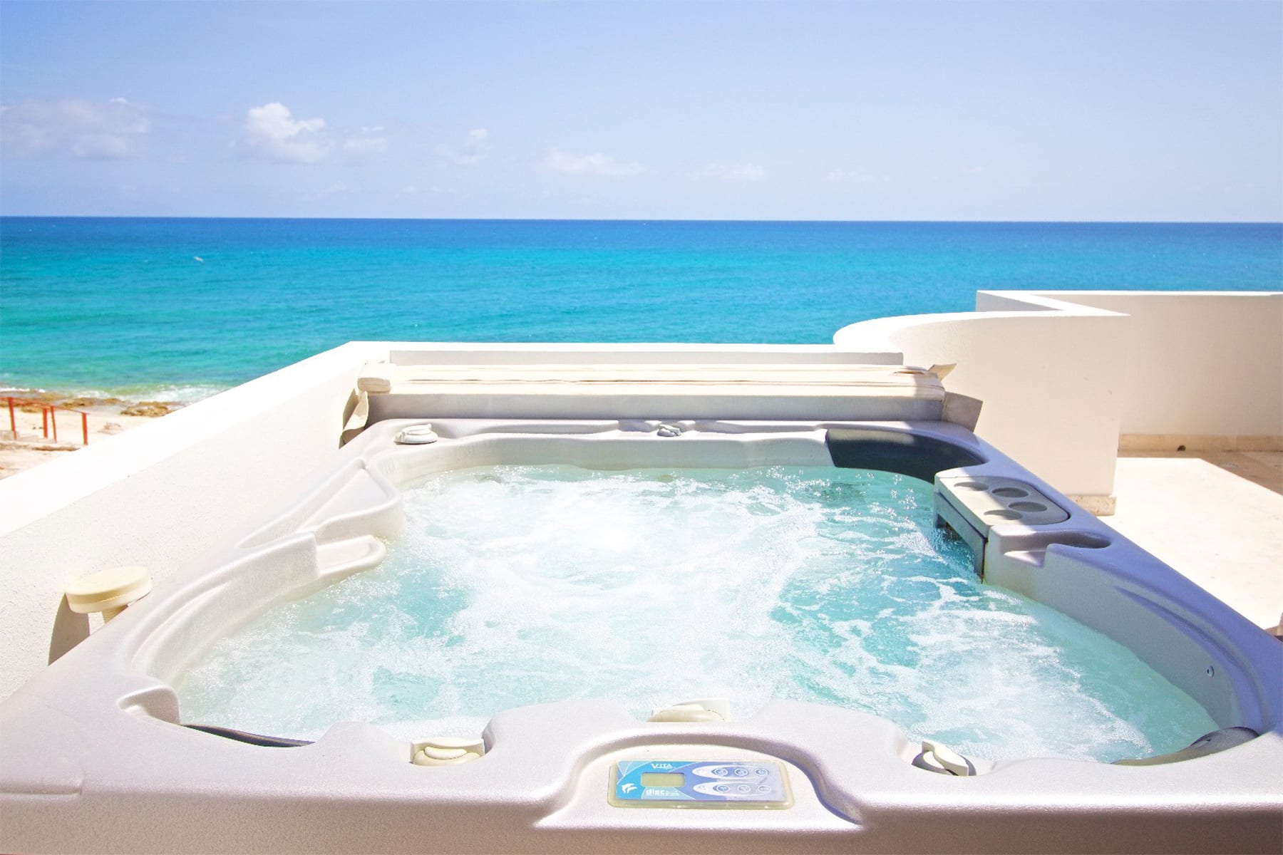 Villa Bahari at Shore Pointe, Oceanfront Cupecoy Villa with Private Pool and Sea-View Terraces - Photo 21