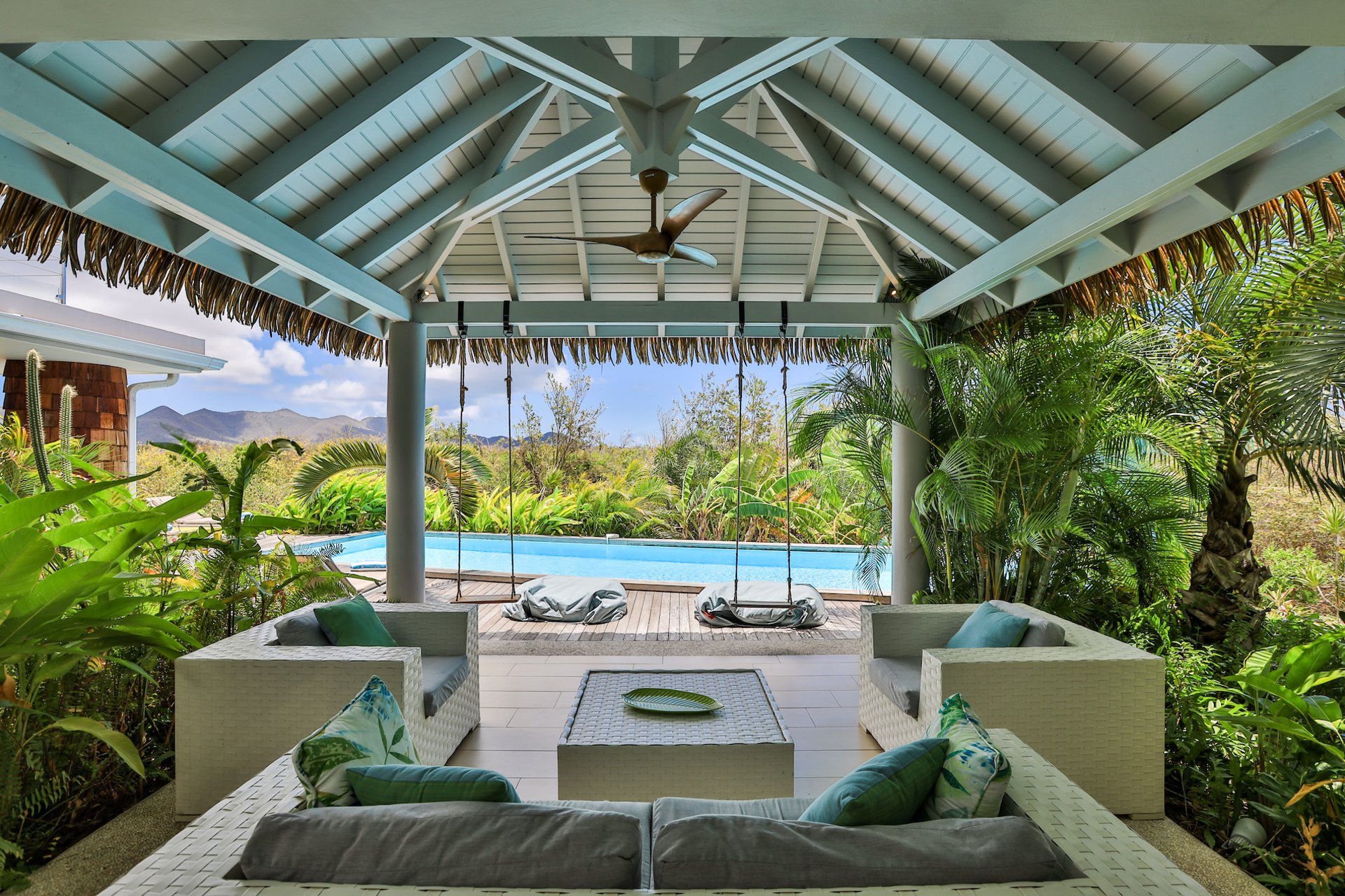 Bahia Blue, a Four-Bedroom Terres Basses Villa with Heated Infinity Pool and Rooftop Views - Photo 13