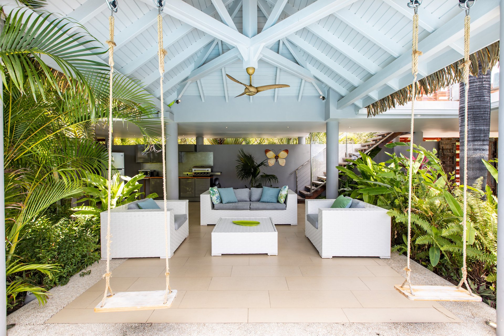 Bahia Blue, a Four-Bedroom Terres Basses Villa with Heated Infinity Pool and Rooftop Views - Photo 19