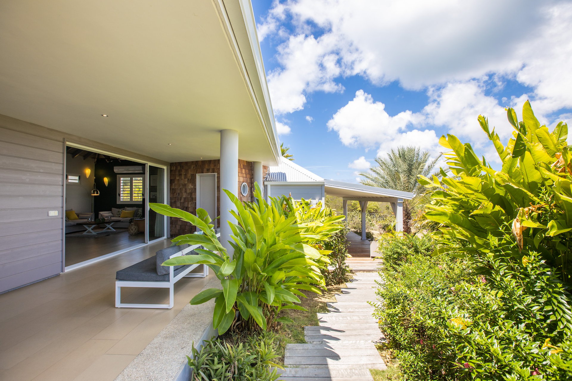 Bahia Blue, a Four-Bedroom Terres Basses Villa with Heated Infinity Pool and Rooftop Views - Photo 25