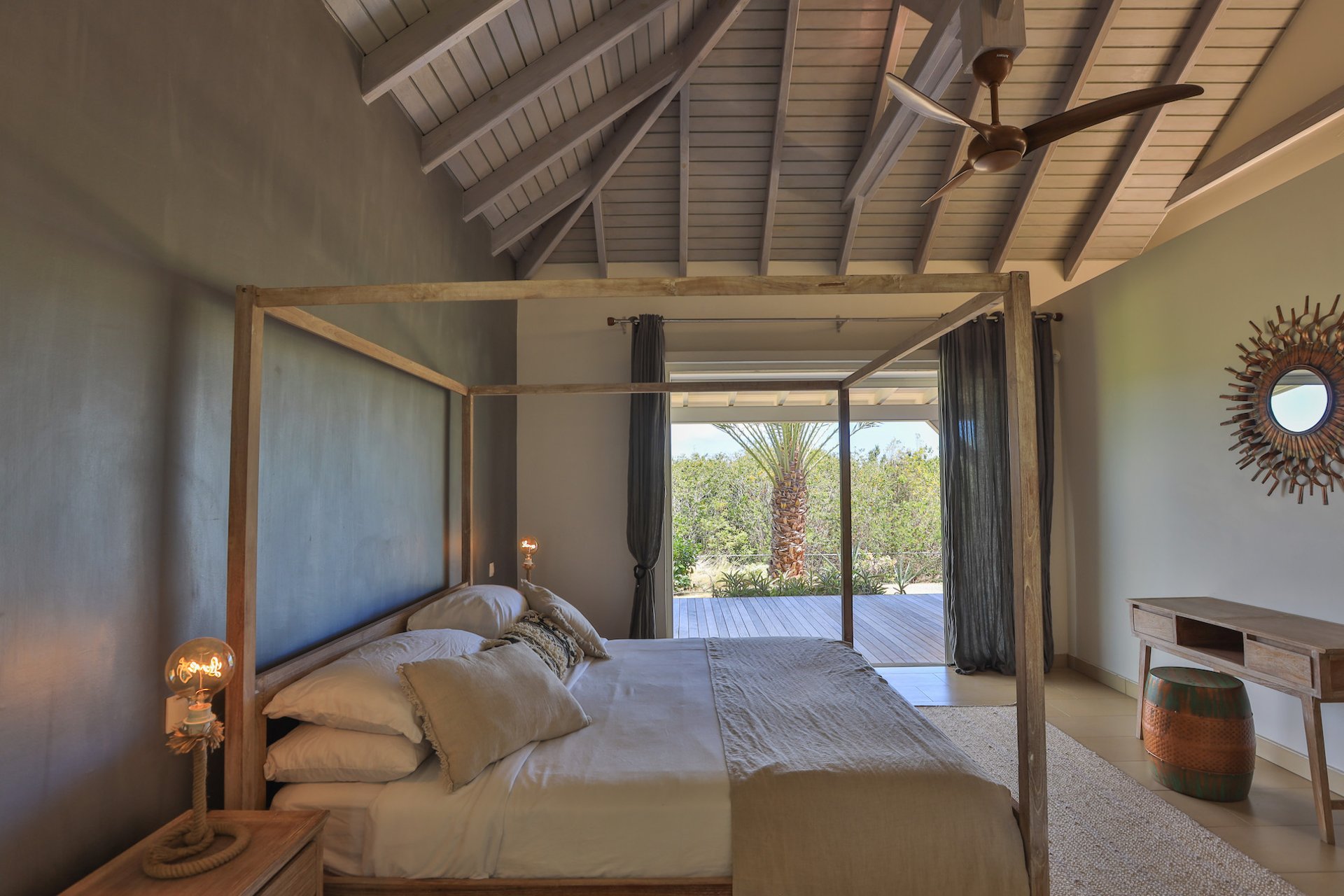 Bahia Blue, a Four-Bedroom Terres Basses Villa with Heated Infinity Pool and Rooftop Views - Photo 33
