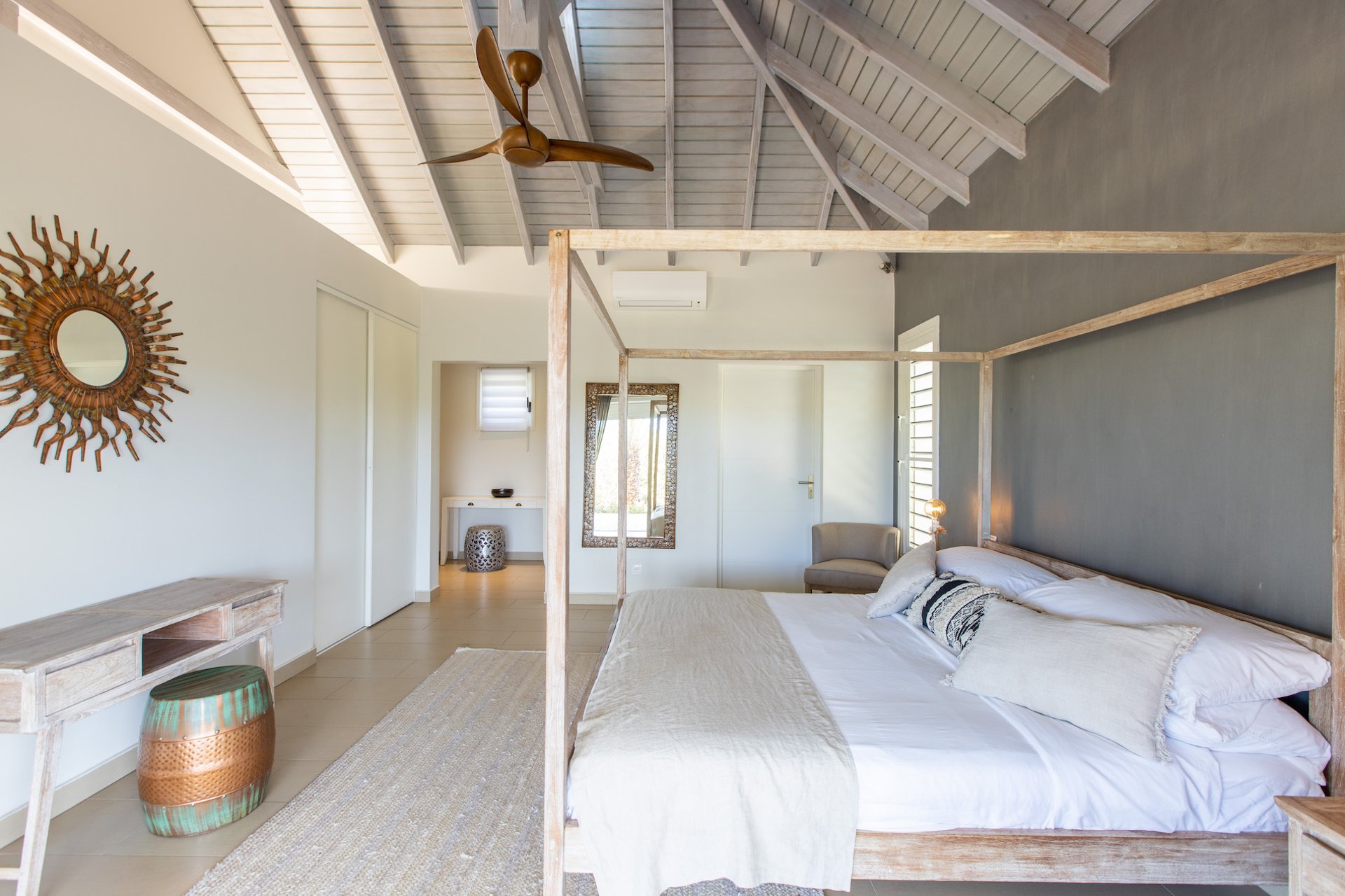 Bahia Blue, a Four-Bedroom Terres Basses Villa with Heated Infinity Pool and Rooftop Views - Photo 36