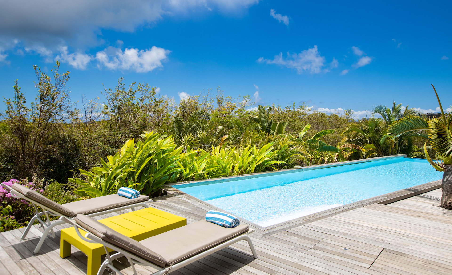 Bahia Blue, a Four-Bedroom Terres Basses Villa with Heated Infinity Pool and Rooftop Views Gallery 3