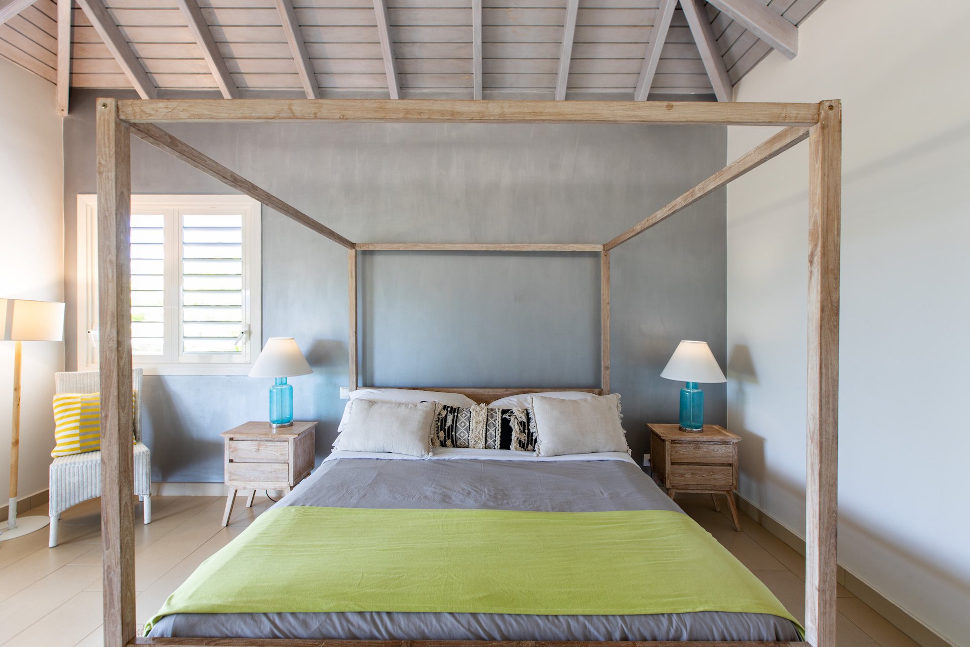 Bahia Blue, a Four-Bedroom Terres Basses Villa with Heated Infinity Pool and Rooftop Views - Photo 45