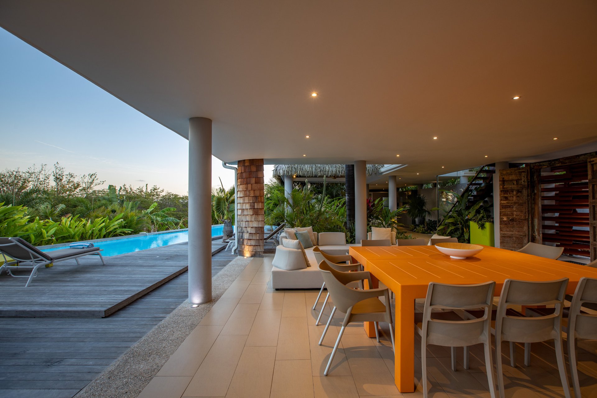 Bahia Blue, a Four-Bedroom Terres Basses Villa with Heated Infinity Pool and Rooftop Views - Photo 9