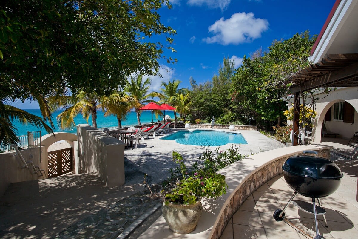 Baie Longue Beach House, Beachfront Villa with Heated Pool in Terres Basses - Photo 15