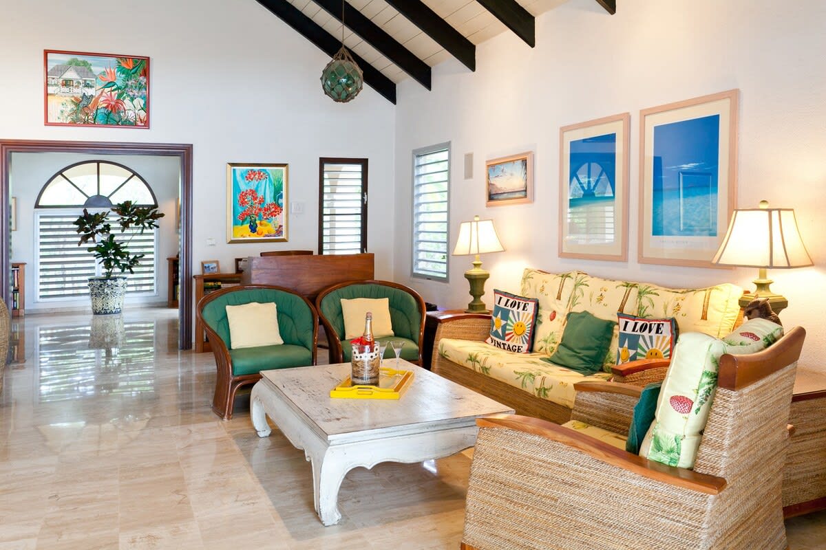 Baie Longue Beach House, Beachfront Villa with Heated Pool in Terres Basses - Photo 21