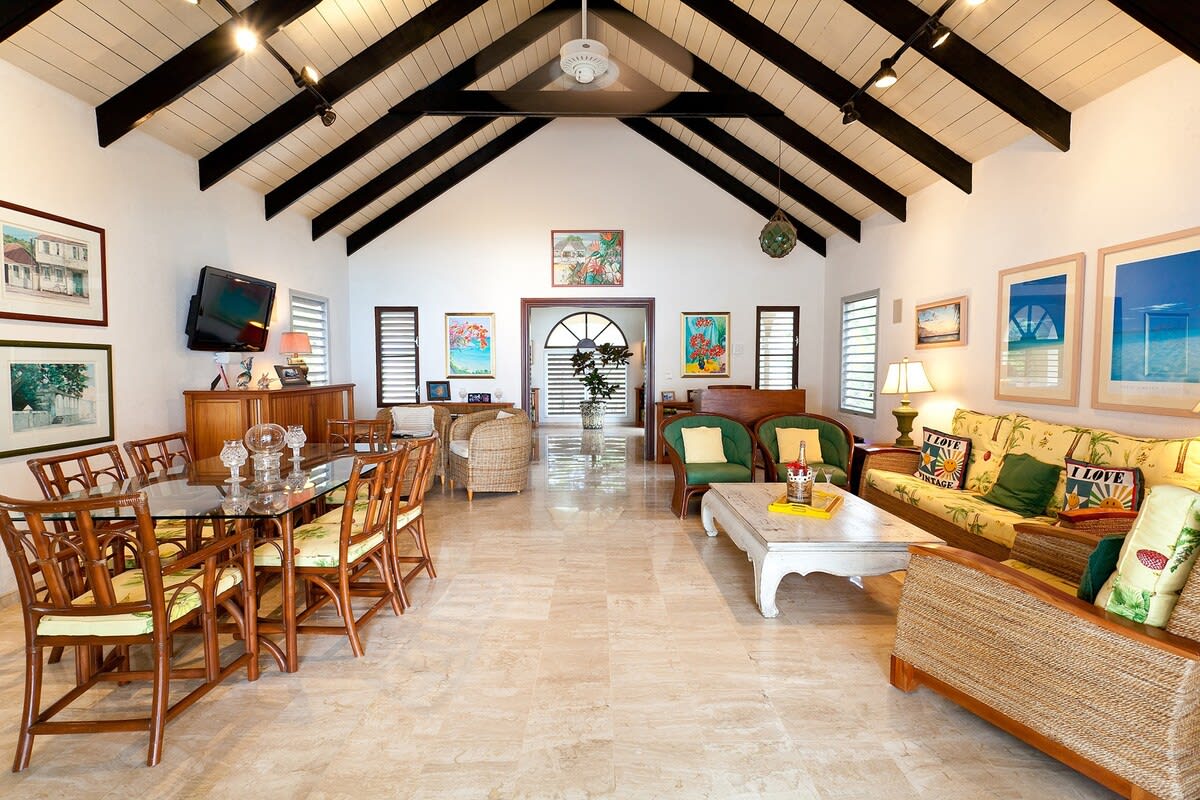 Baie Longue Beach House, Beachfront Villa with Heated Pool in Terres Basses - Photo 24
