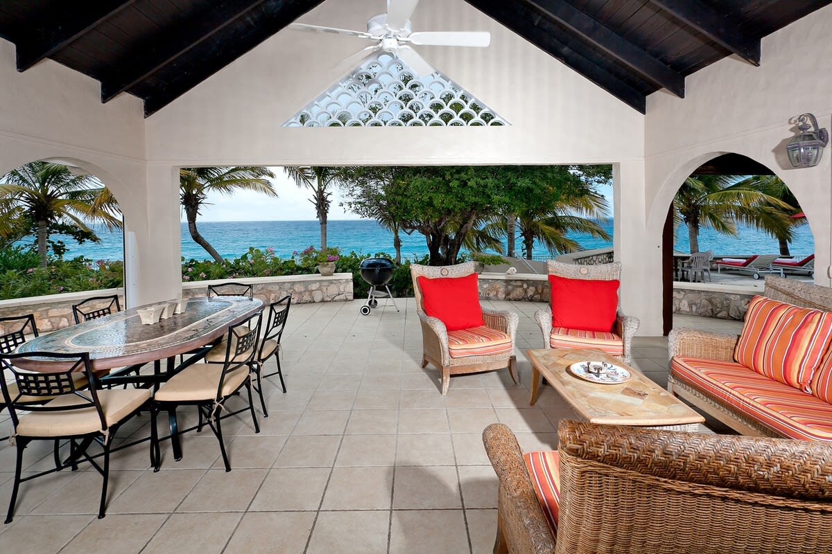 Baie Longue Beach House, Beachfront Villa with Heated Pool in Terres Basses - Photo 25