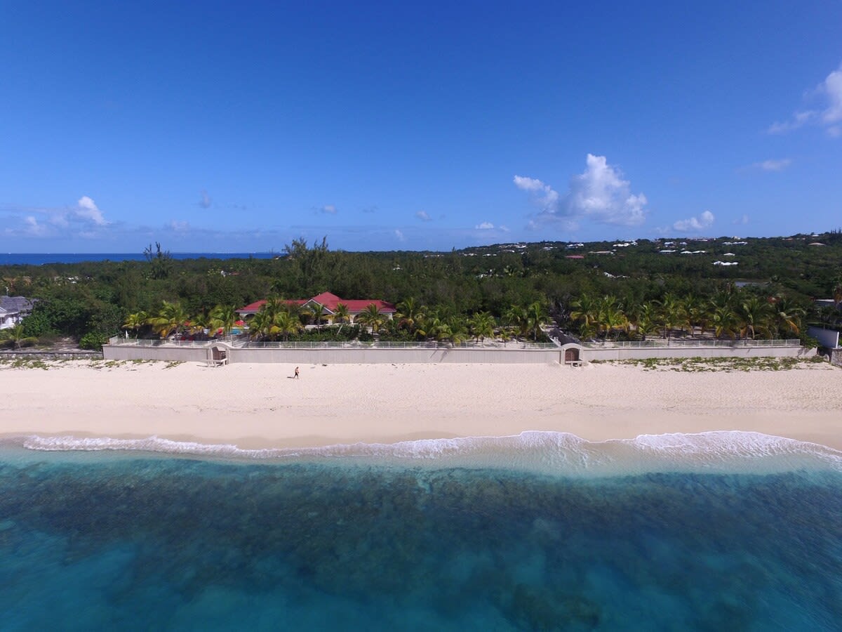 Baie Longue Beach House, Beachfront Villa with Heated Pool in Terres Basses - Photo 6