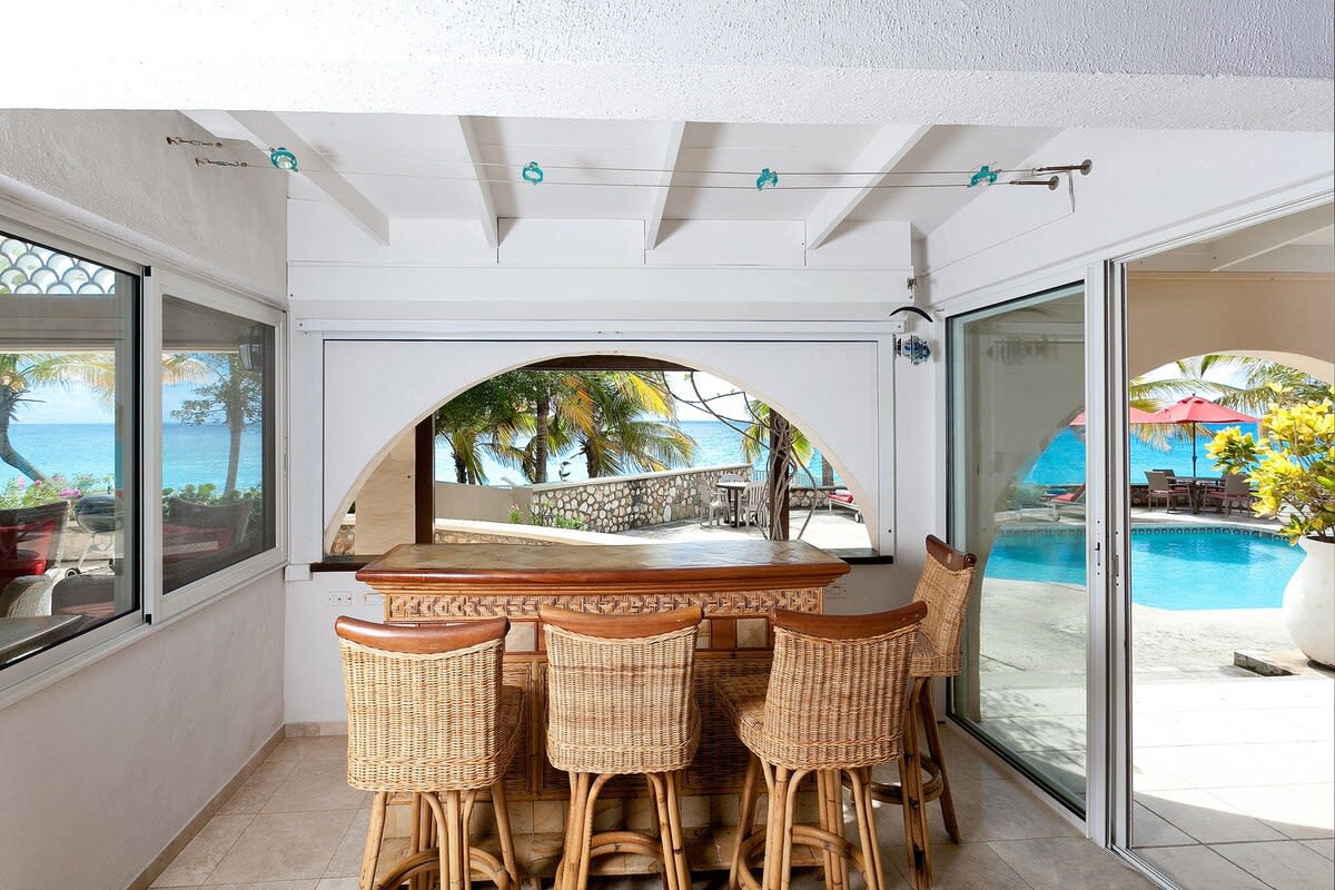 Baie Longue Beach House, Beachfront Villa with Heated Pool in Terres Basses - Photo 7