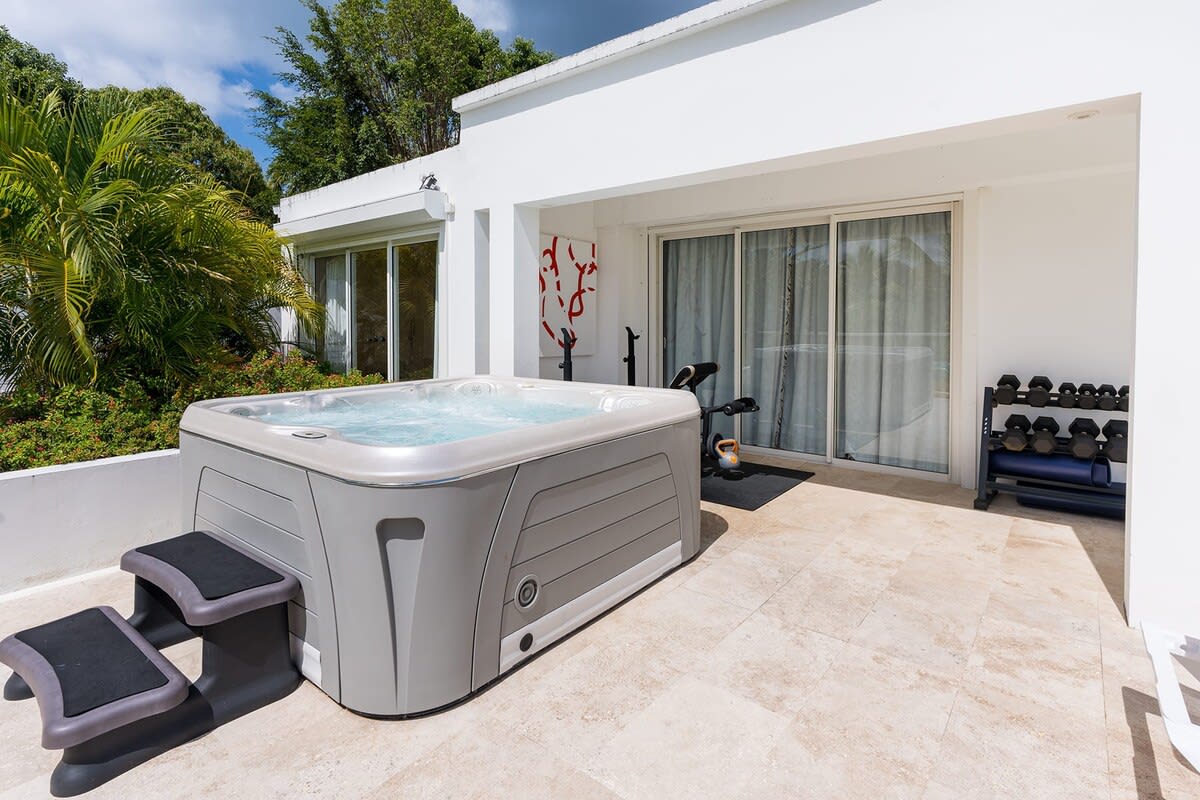 Villa Bamboo, an Ocean-View Two-Bedroom Villa in Terres Basses - Photo 7