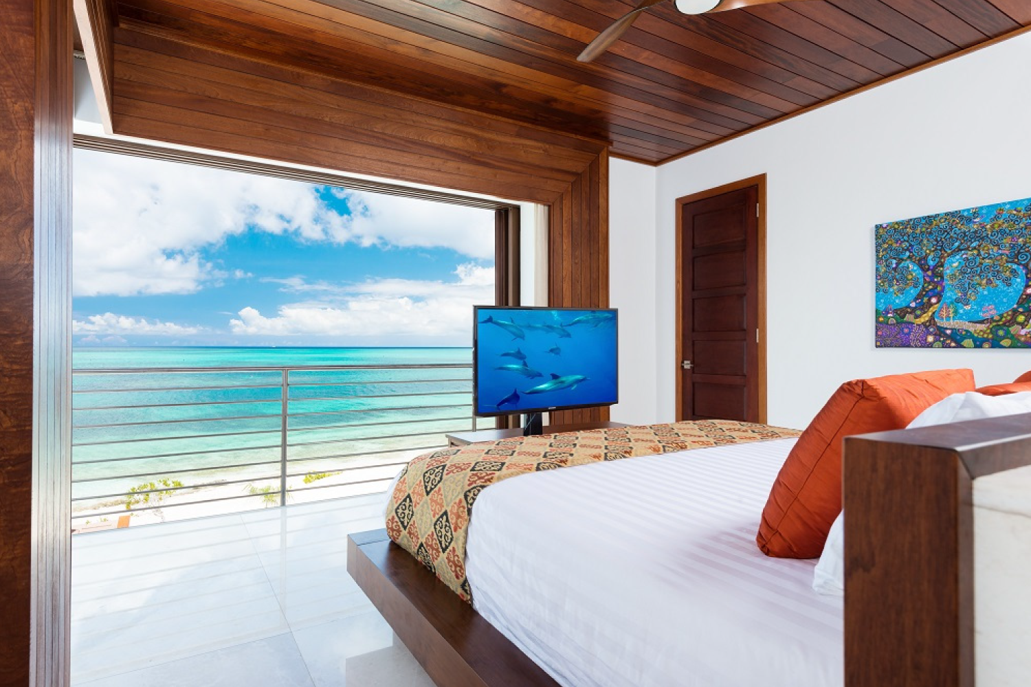 Beach Kandi, Grace Bay Beachfront Villa with Infinity Pool and Two King Suites - Photo 13