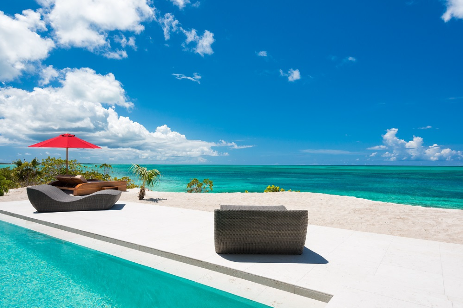 Beach Kandi, Grace Bay Beachfront Villa with Infinity Pool and Two King Suites - Photo 21