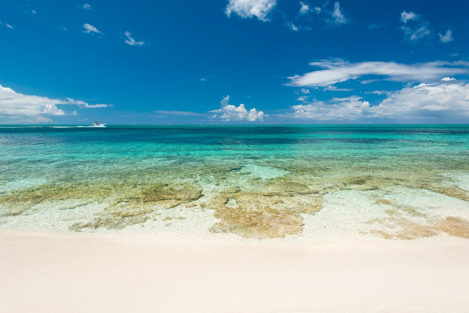 Beach Kandi, Grace Bay Beachfront Villa with Infinity Pool and Two King Suites - Photo 24