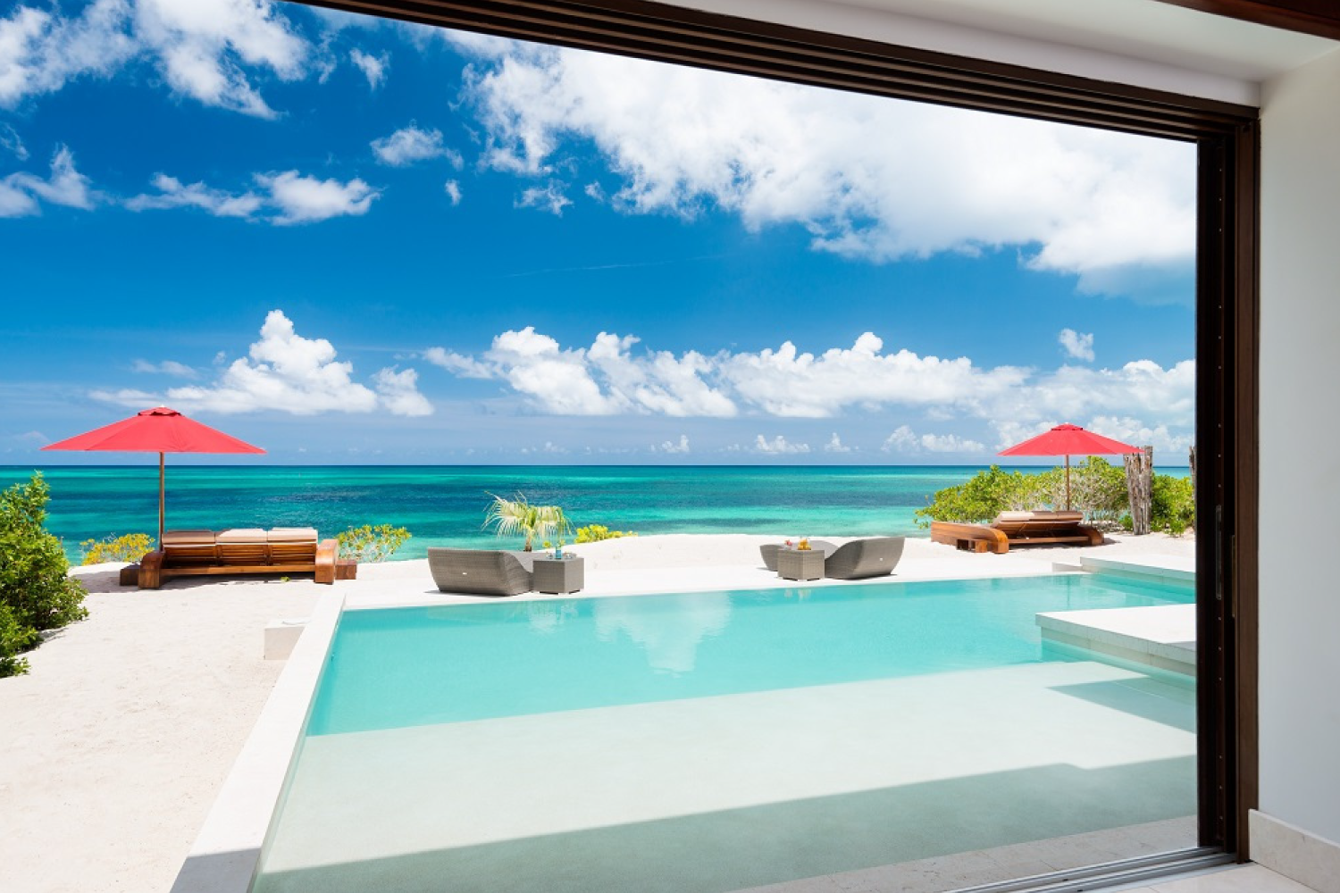 Beach Kandi, Grace Bay Beachfront Villa with Infinity Pool and Two King Suites - Photo 32
